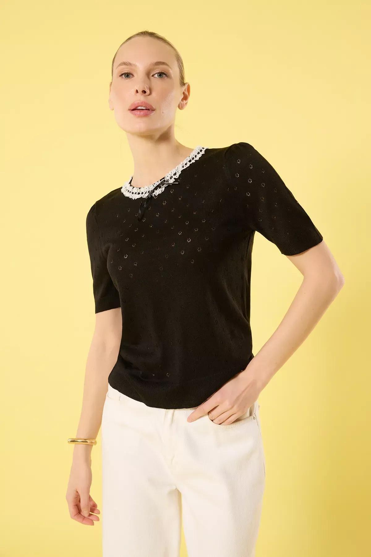 Black Lace Detailed Knit Blouse, , large image number 0