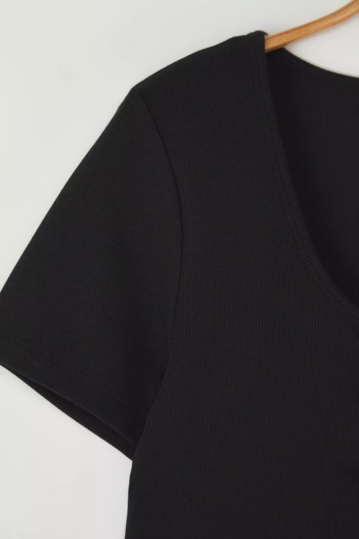Black V-Neck Gathered Ribbed Plus-Size Blouse, , large image number 6