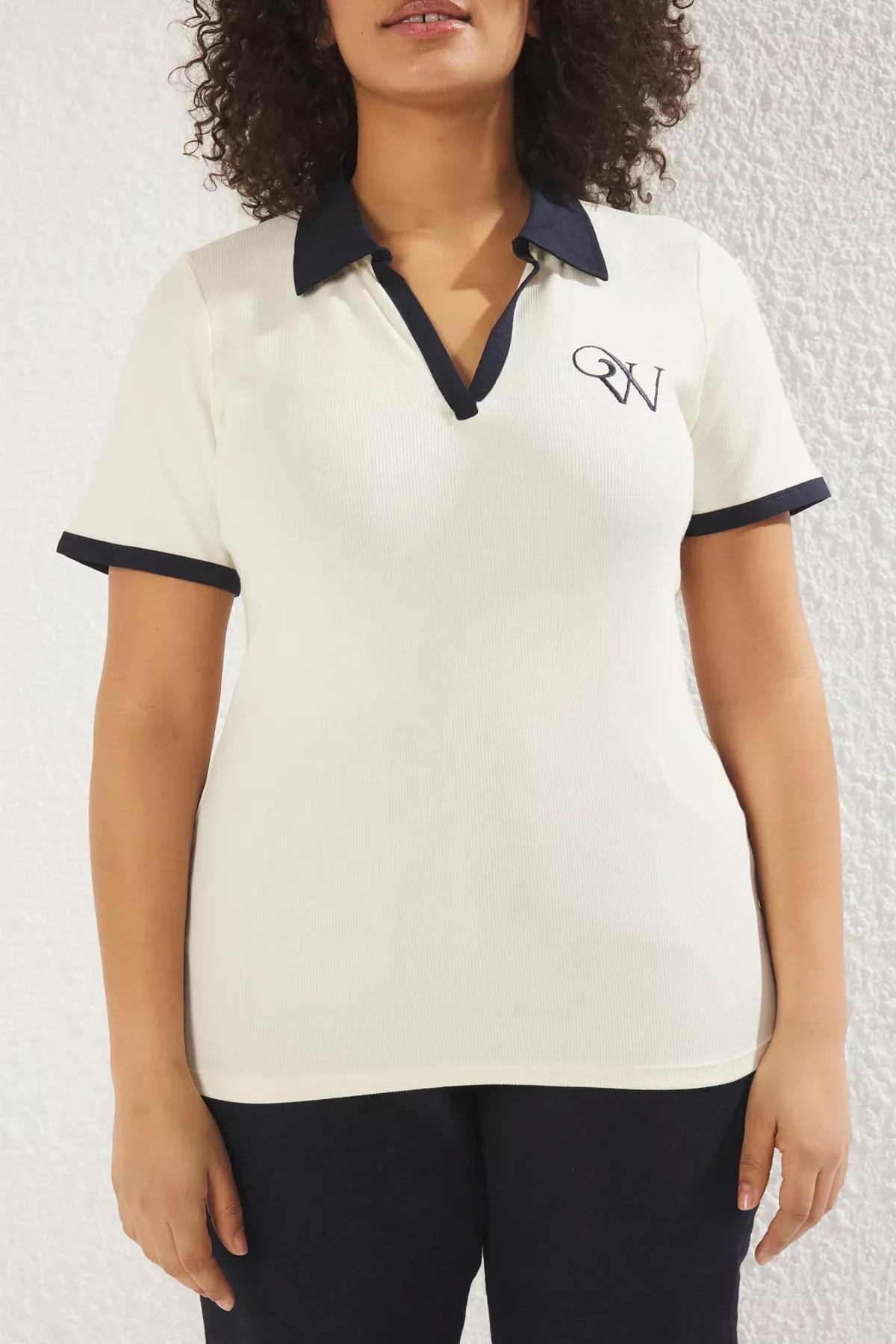 Beige Collared Embroidered Ribbed Plus-Size Blouse, Ecru, large image number 2