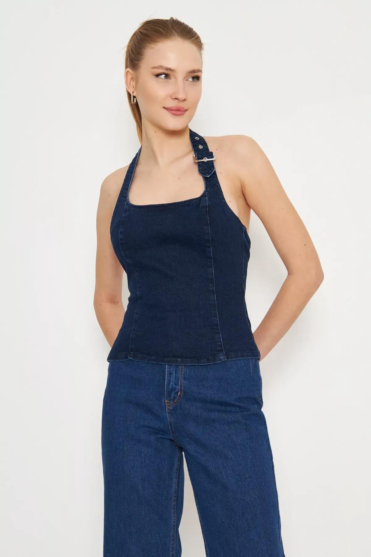 Blue Buckle Halter Denim Blouse, , large image number 2