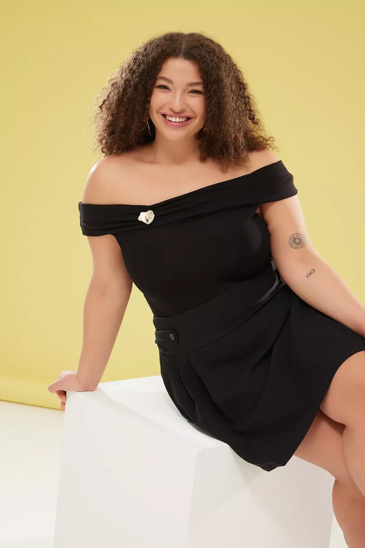 Black Carmen Collar Detailed Plus-Size  Blouse, , large image number 0