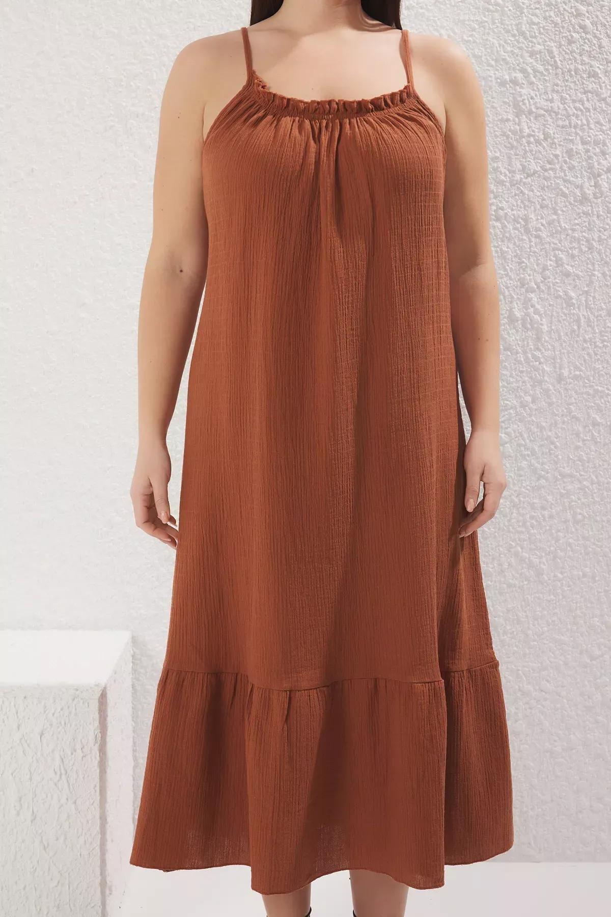 Red Muslin Textured Strappy Maxi Dress, Tile, large image number 2