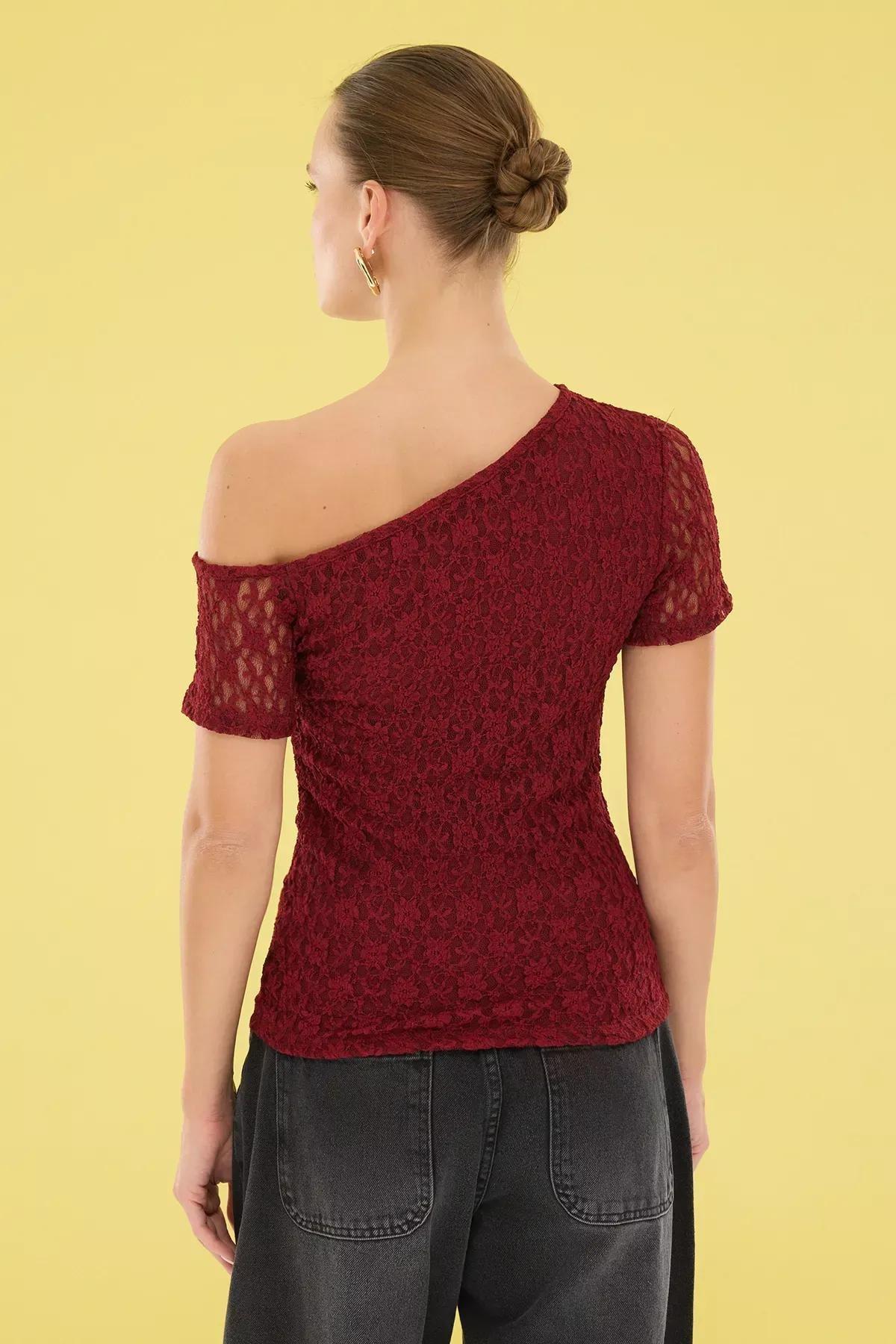 Burgundy Lace Fitted Knit Blouse, , large image number 3