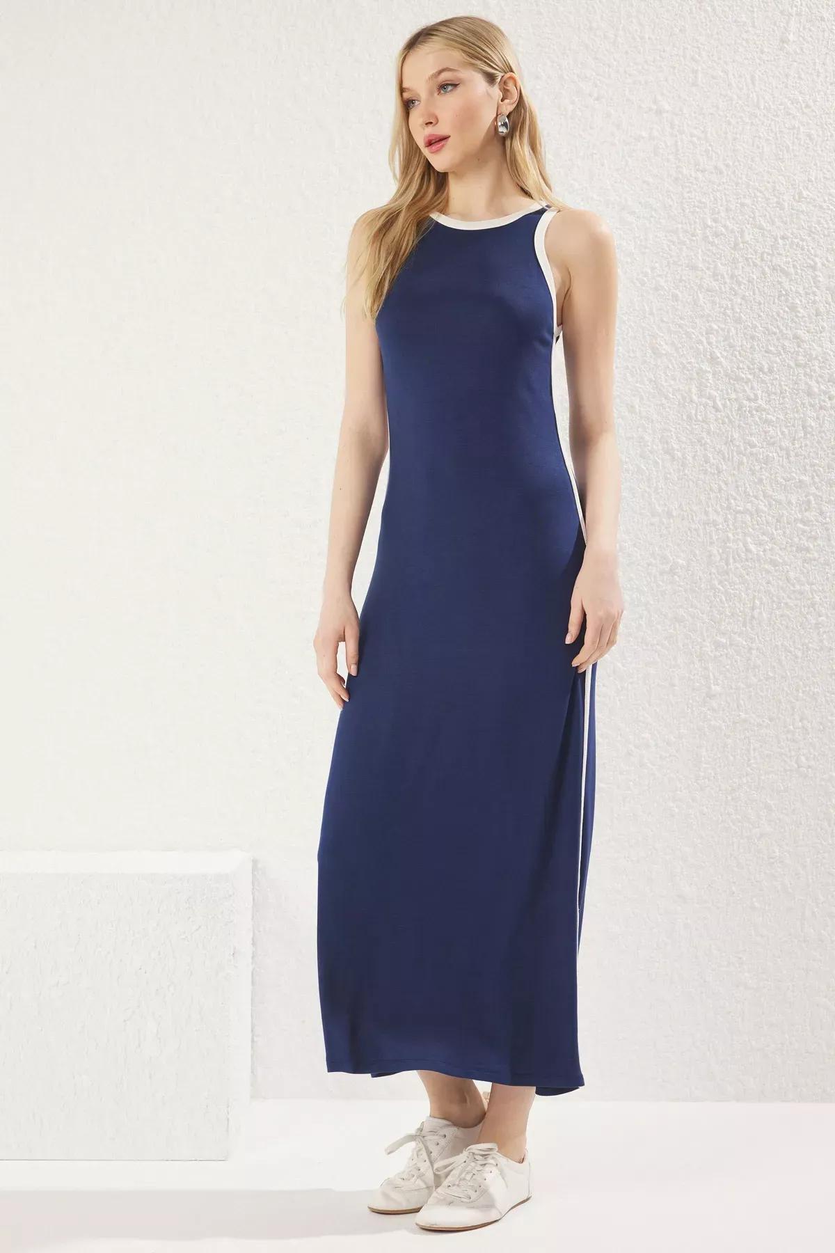 Navy Colour Block Maxi Knit Dress, Navy blue, large image number 1