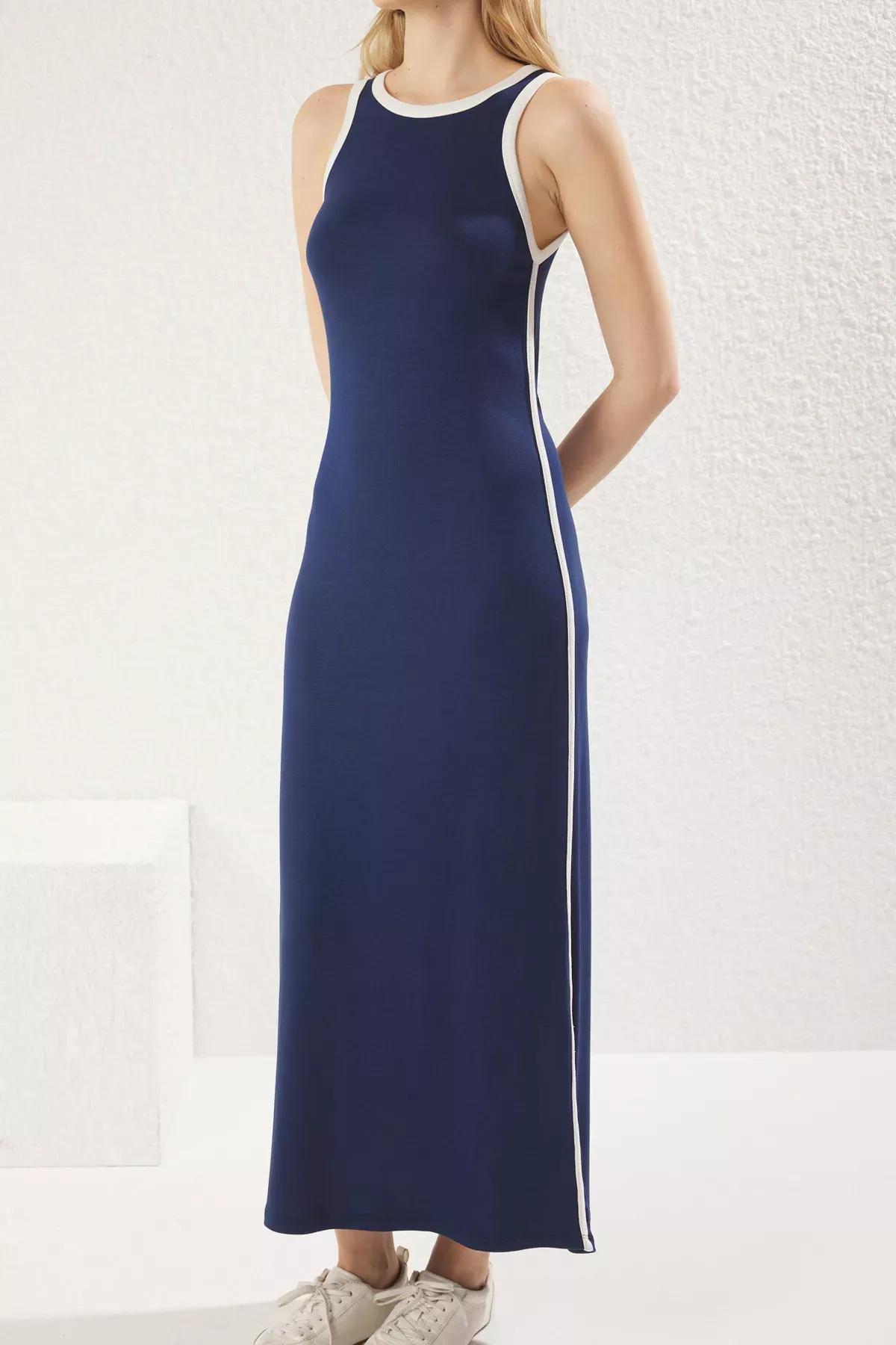 Navy Colour Block Maxi Knit Dress, Navy blue, large image number 2