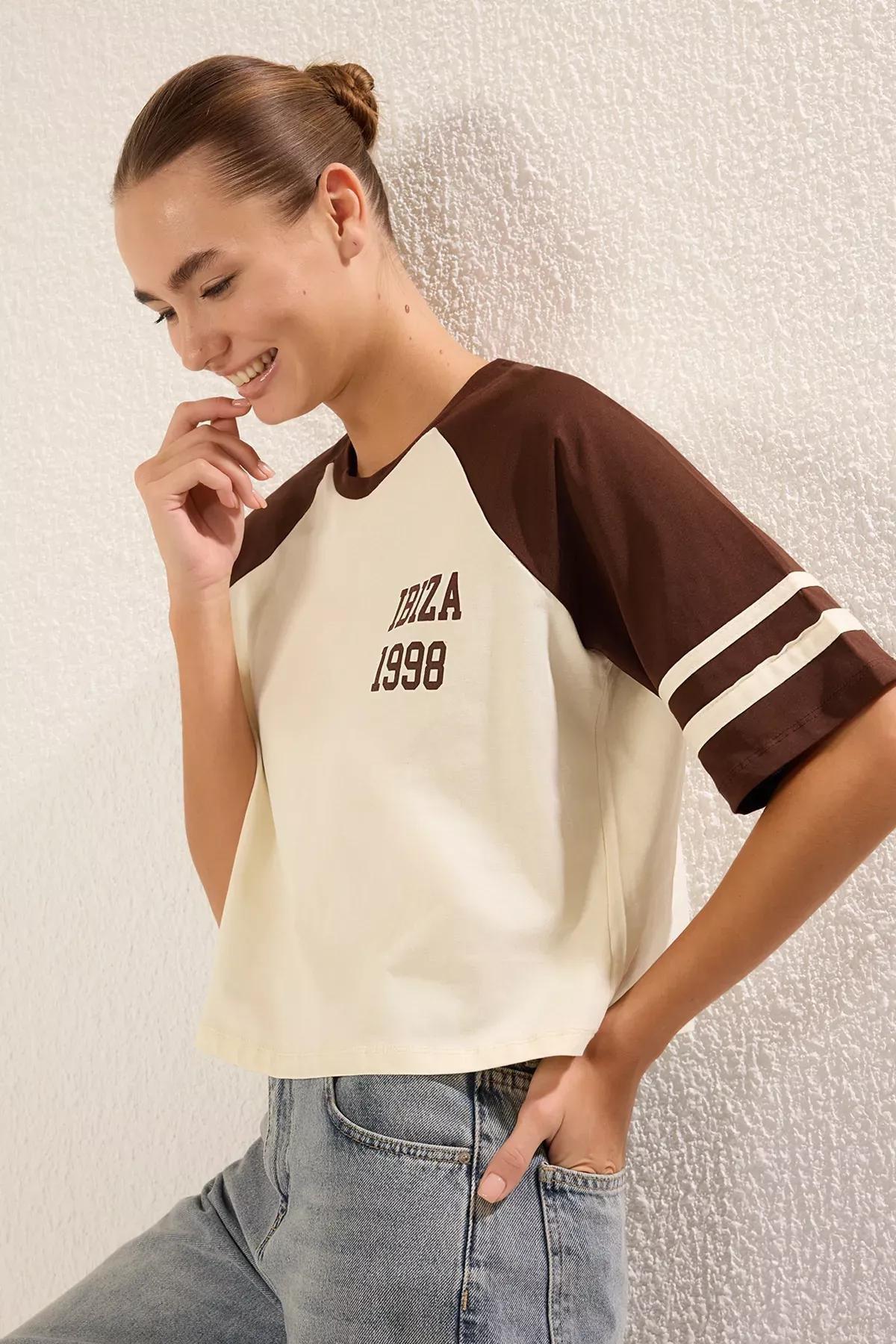 Beige Color Block Slogan Knit T-shirt, STONE, large image number 1