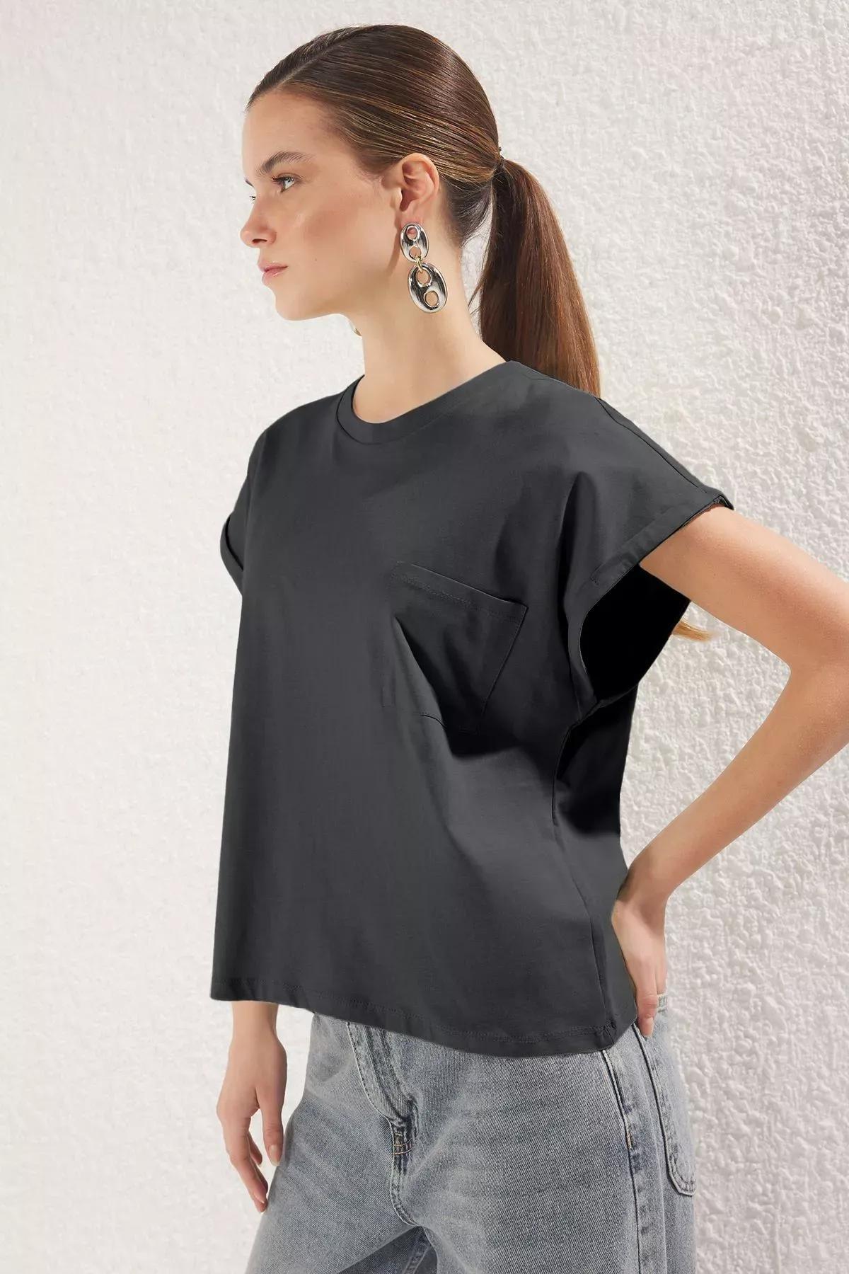 Grey Relaxed Fit Pocket T-Shirt, , large image number 1