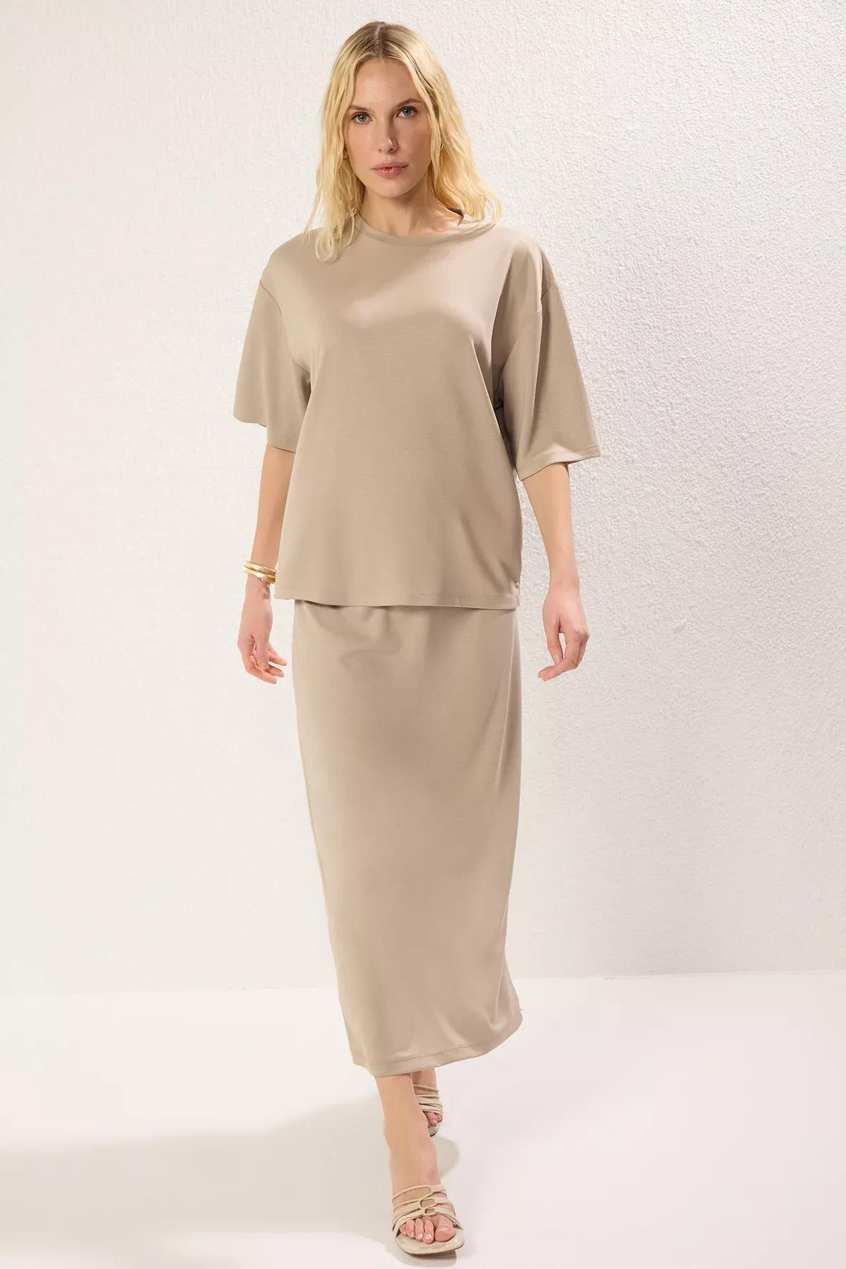 Beige Relaxed Soft Touch T-Shirt, , large image number 0