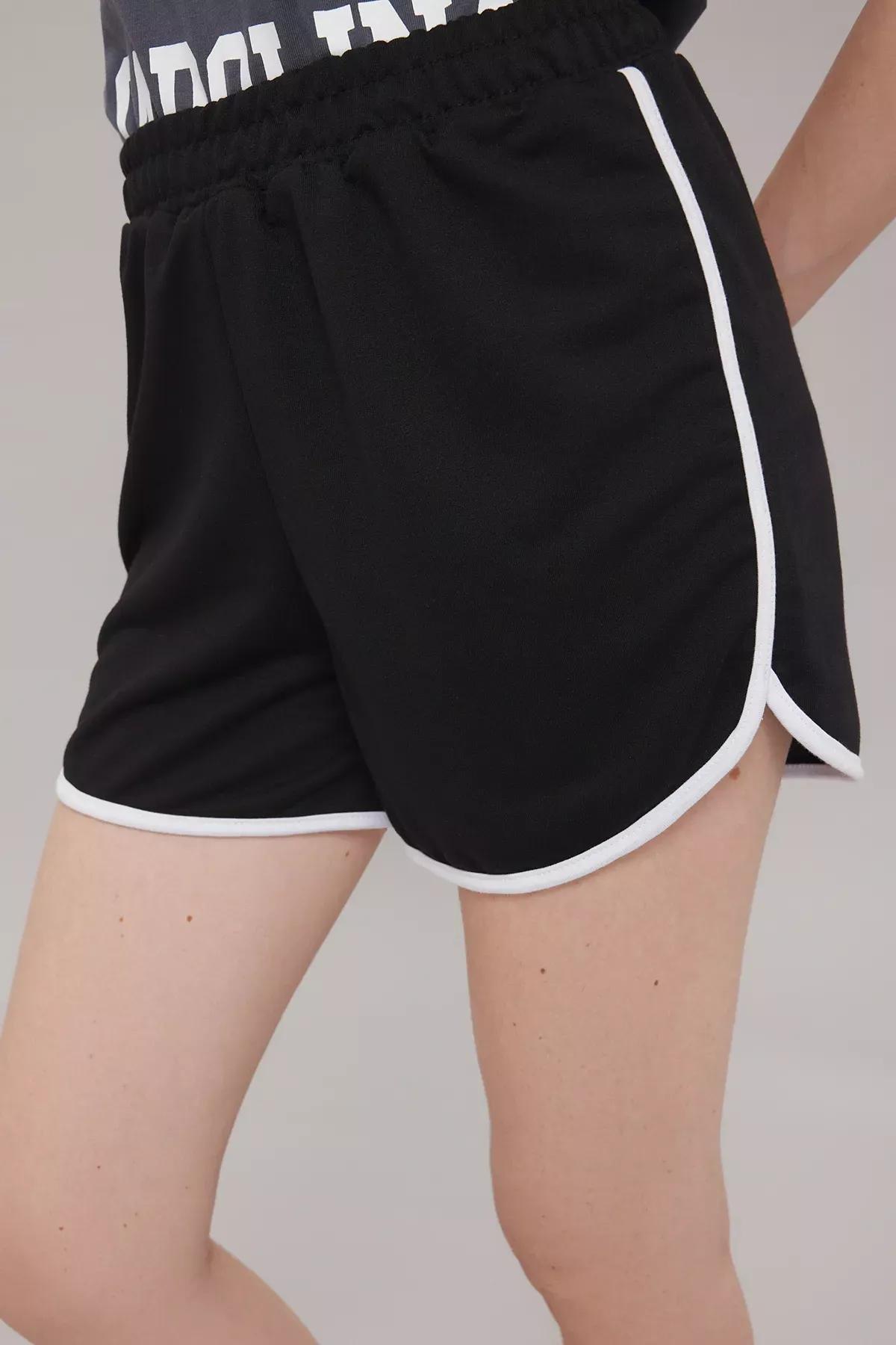 Black Color Block High-Waist Shorts, , large image number 2