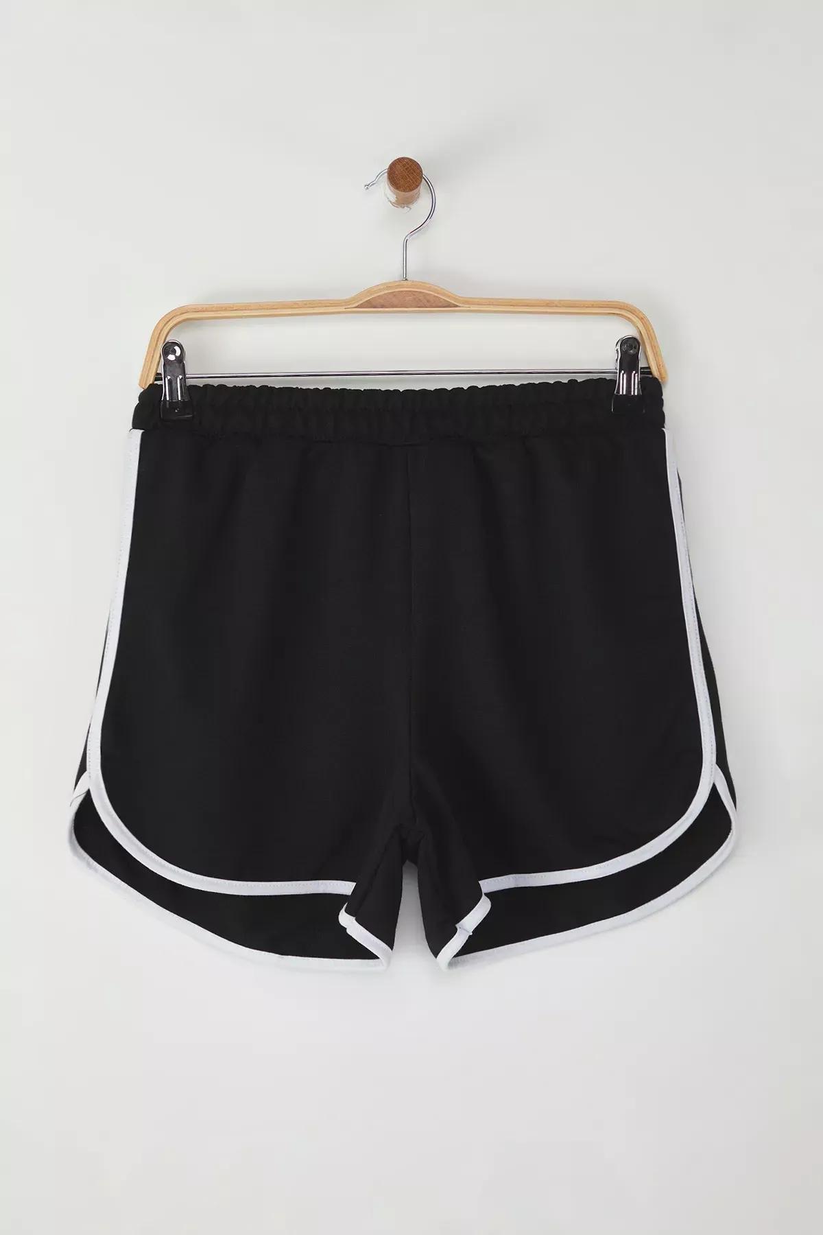 Black Color Block High-Waist Shorts, , large image number 4