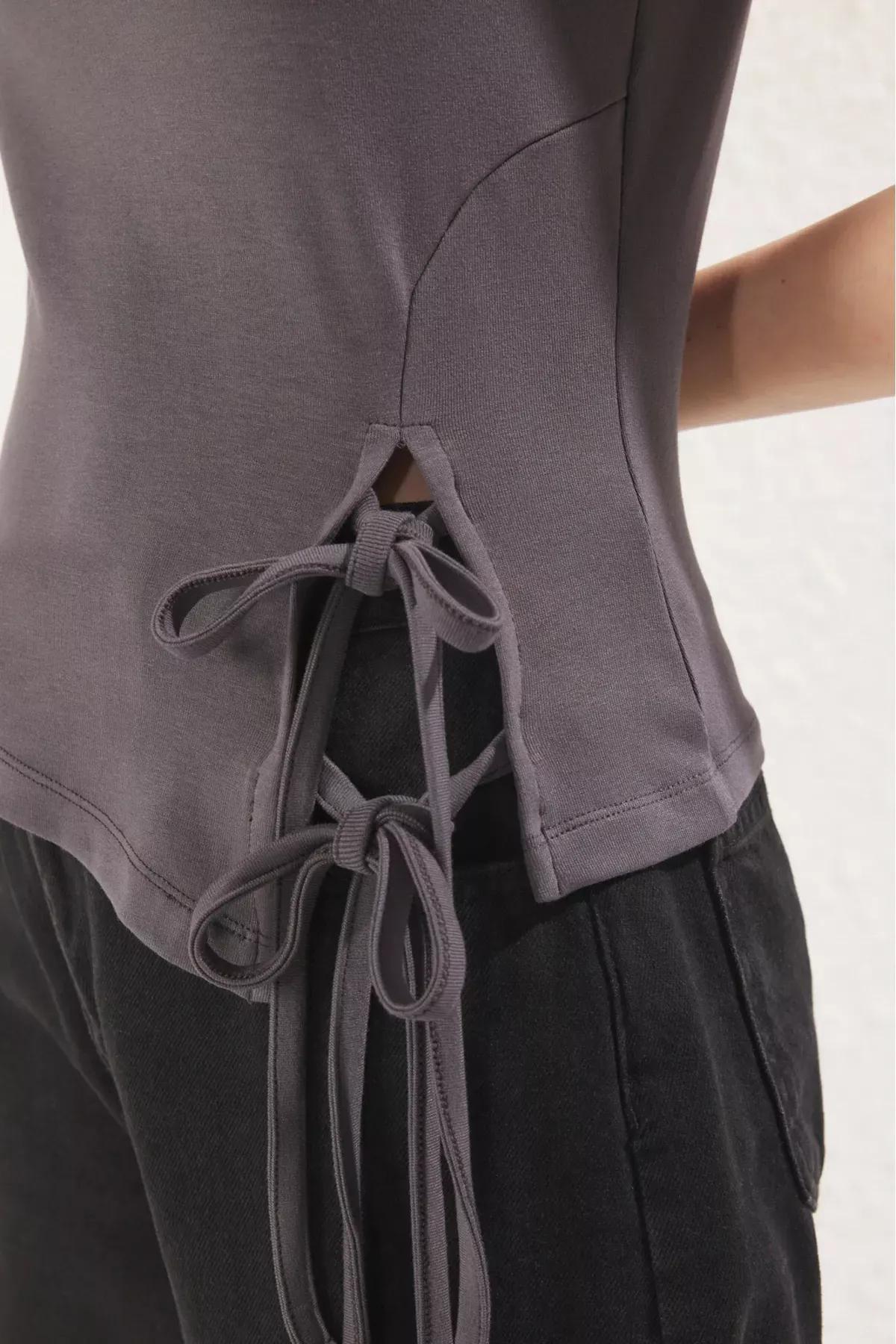 Grey Binding Fitted Knit Blouse, , large image number 3