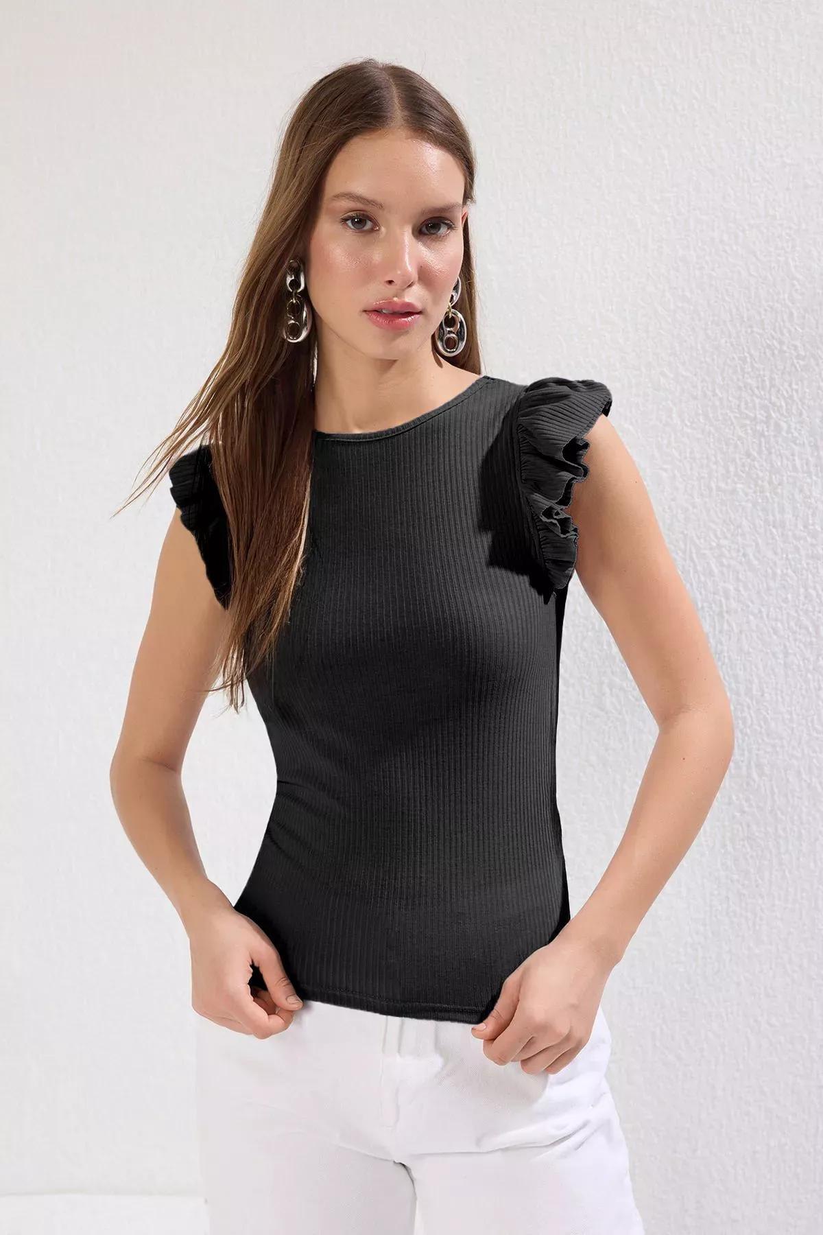 Black Ruffle Fitted Knitted Blouse, , large image number 0