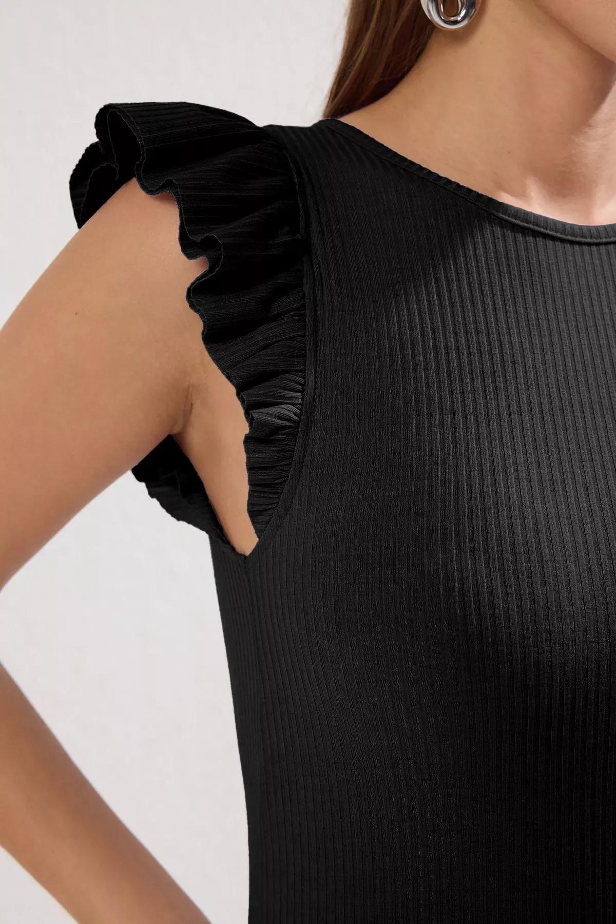 Black Ruffle Fitted Knitted Blouse, , large image number 2