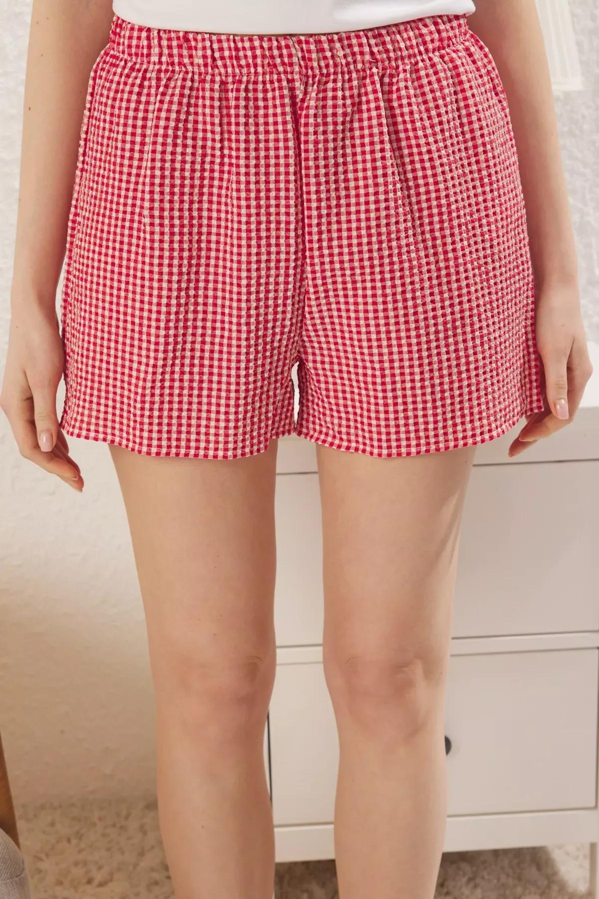 Red-White Checkered Shorts Top Pajama Set, , large image number 3