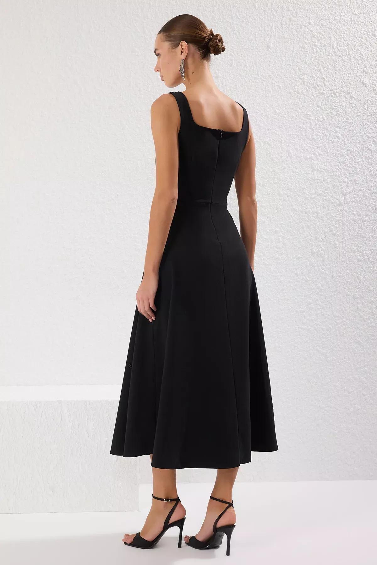 Black A-Cut Accessory Detail Midi Dress, , large image number 3