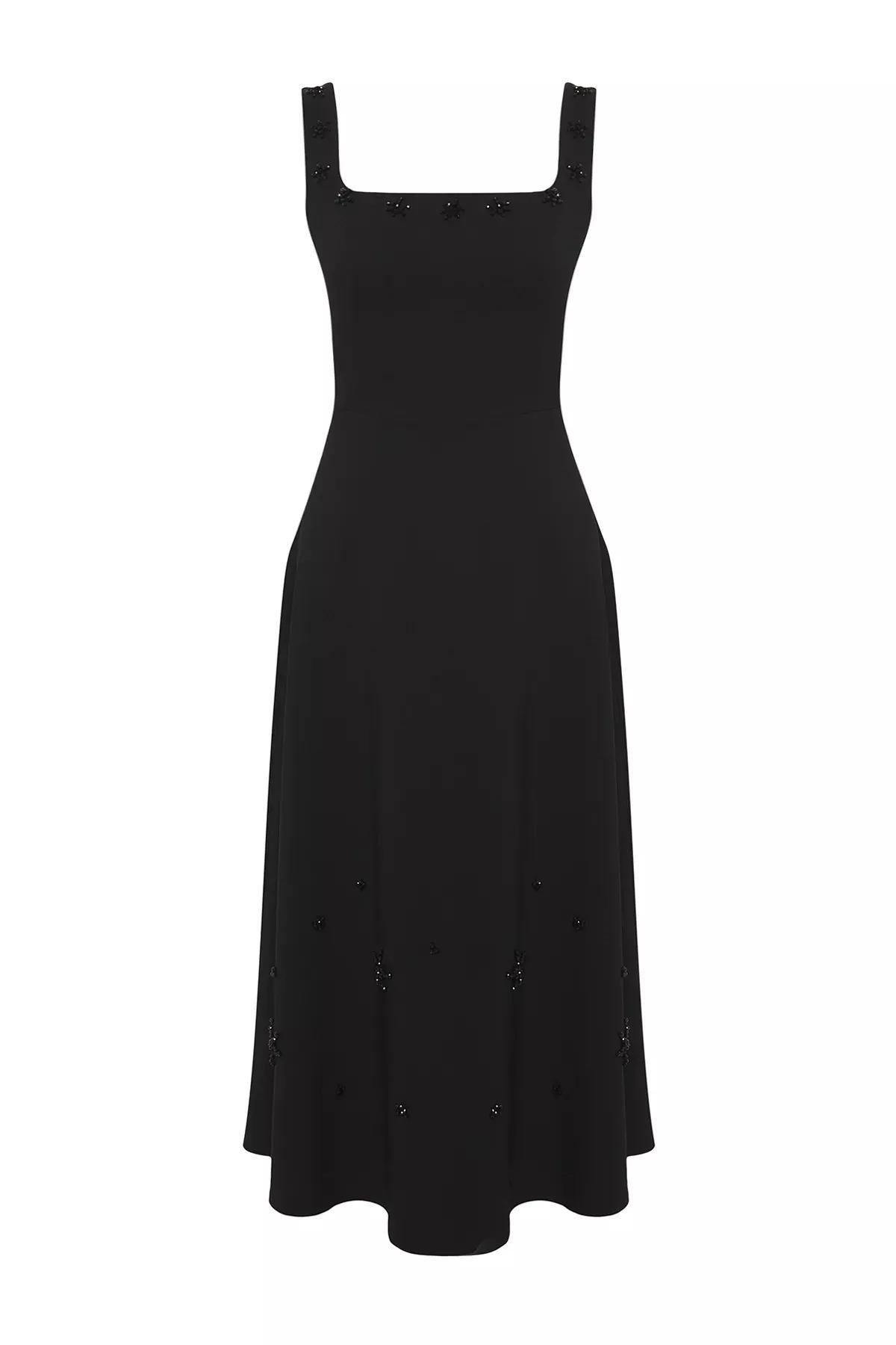 Black A-Cut Accessory Detail Midi Dress, , large image number 4