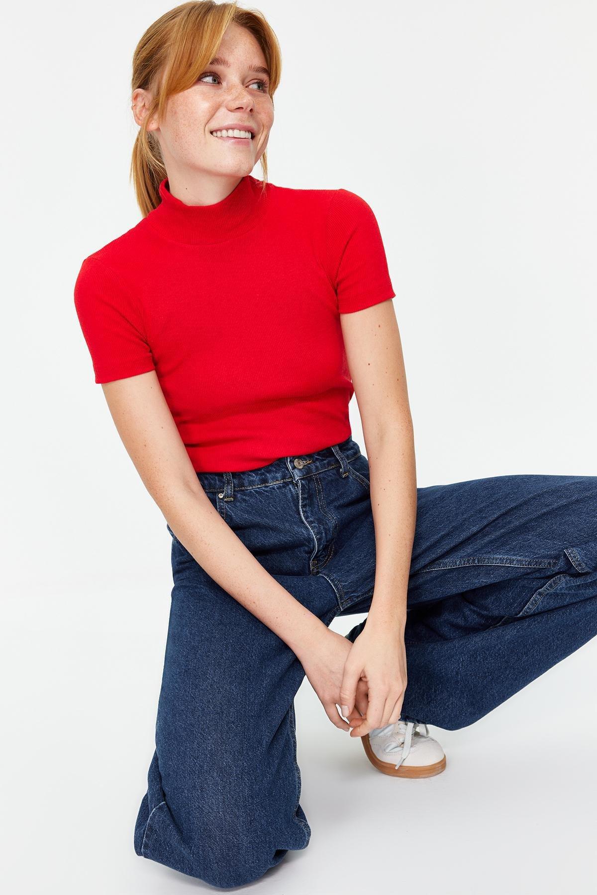 Red Fitted Collared Ribbed Knitted Blouse, , large image number 2
