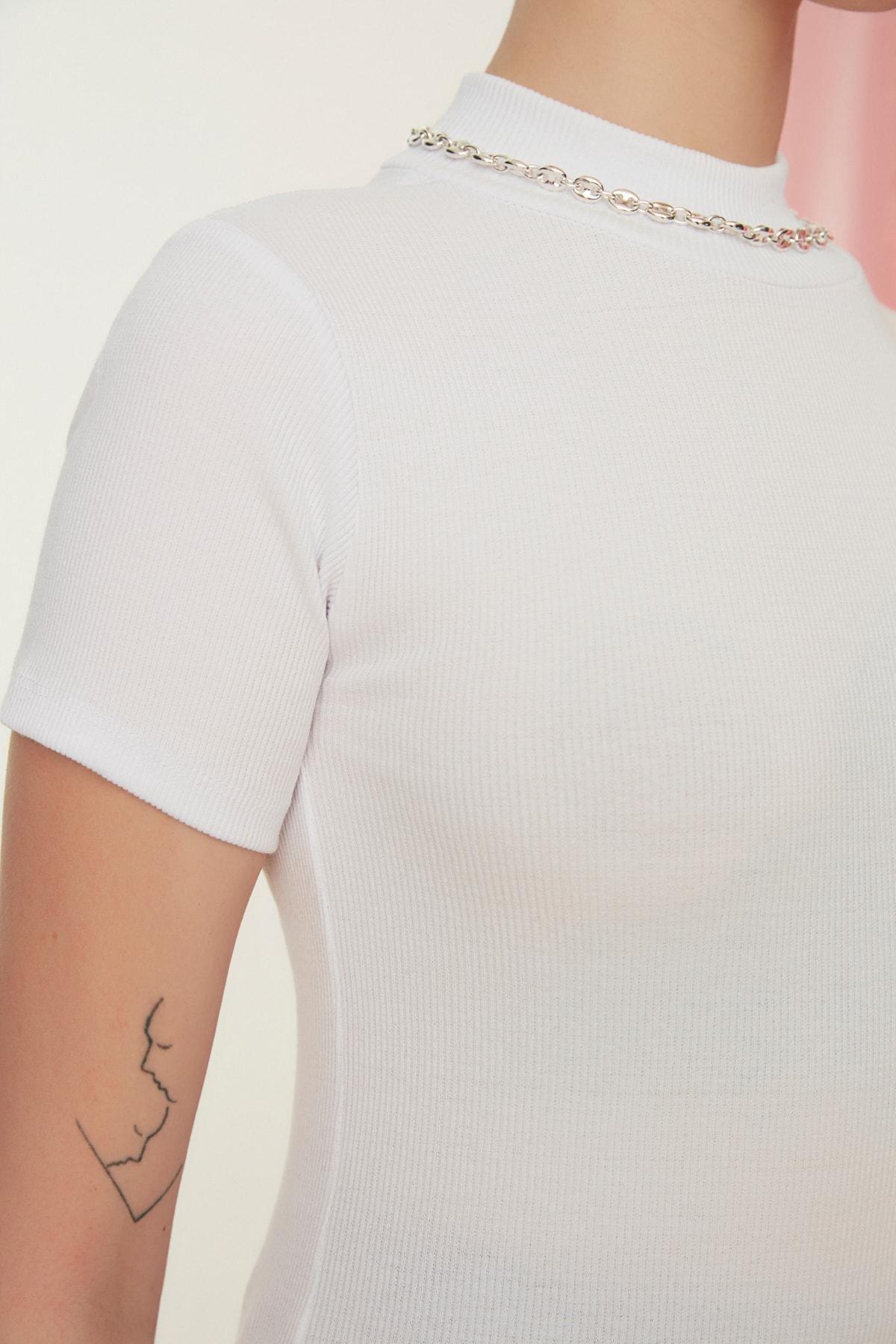 White Fitted Blouse, , large image number 2