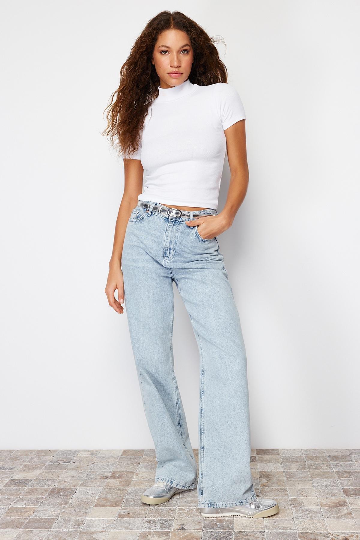 White Fitted Blouse, , large image number 5