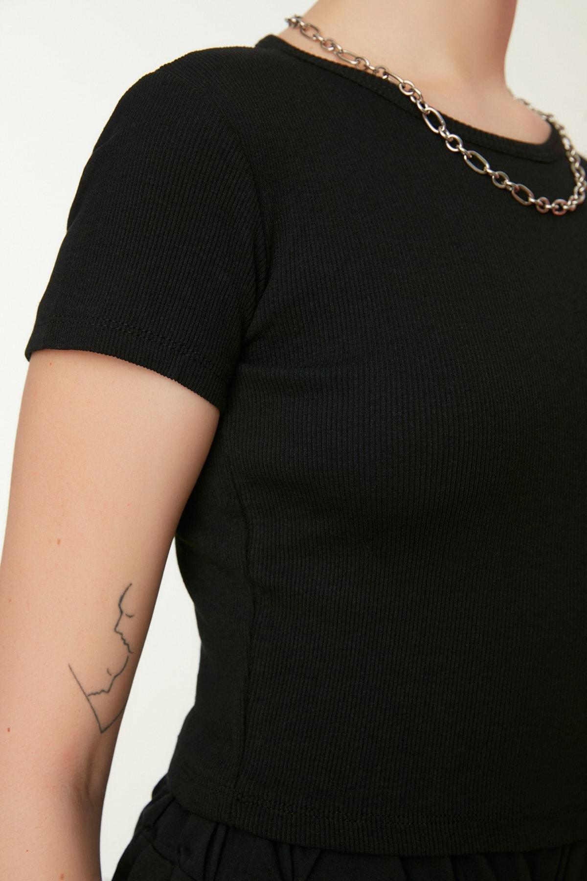 Black Slim Crew Neck Blouse, , large image number 2