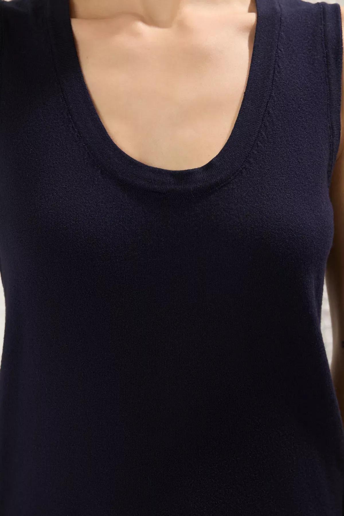 Navy Pool Neck Knit Blouse, Navy blue, large image number 2