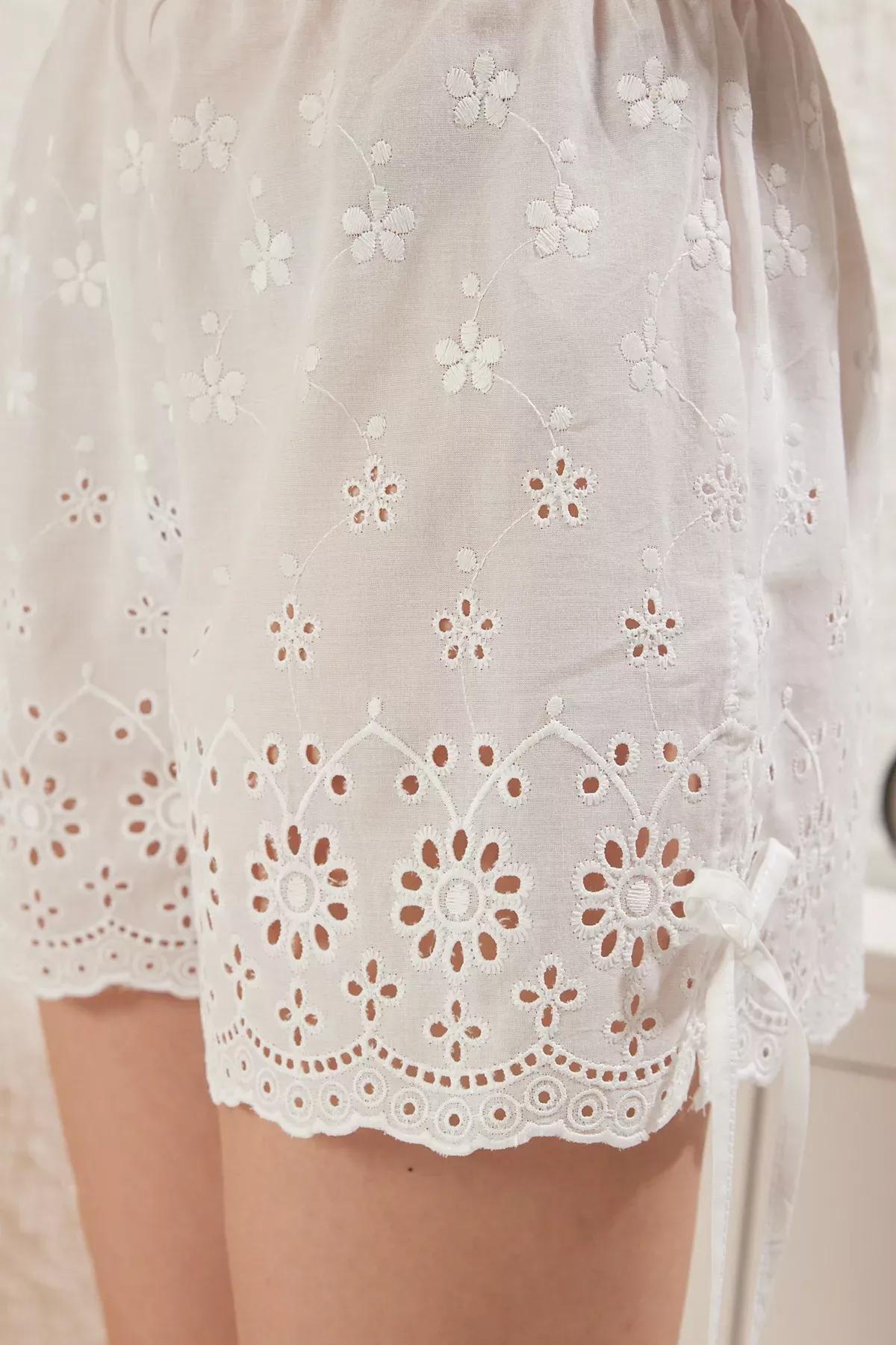 White Floral Bow Textured Pajama Bottoms,, White, large image number 3