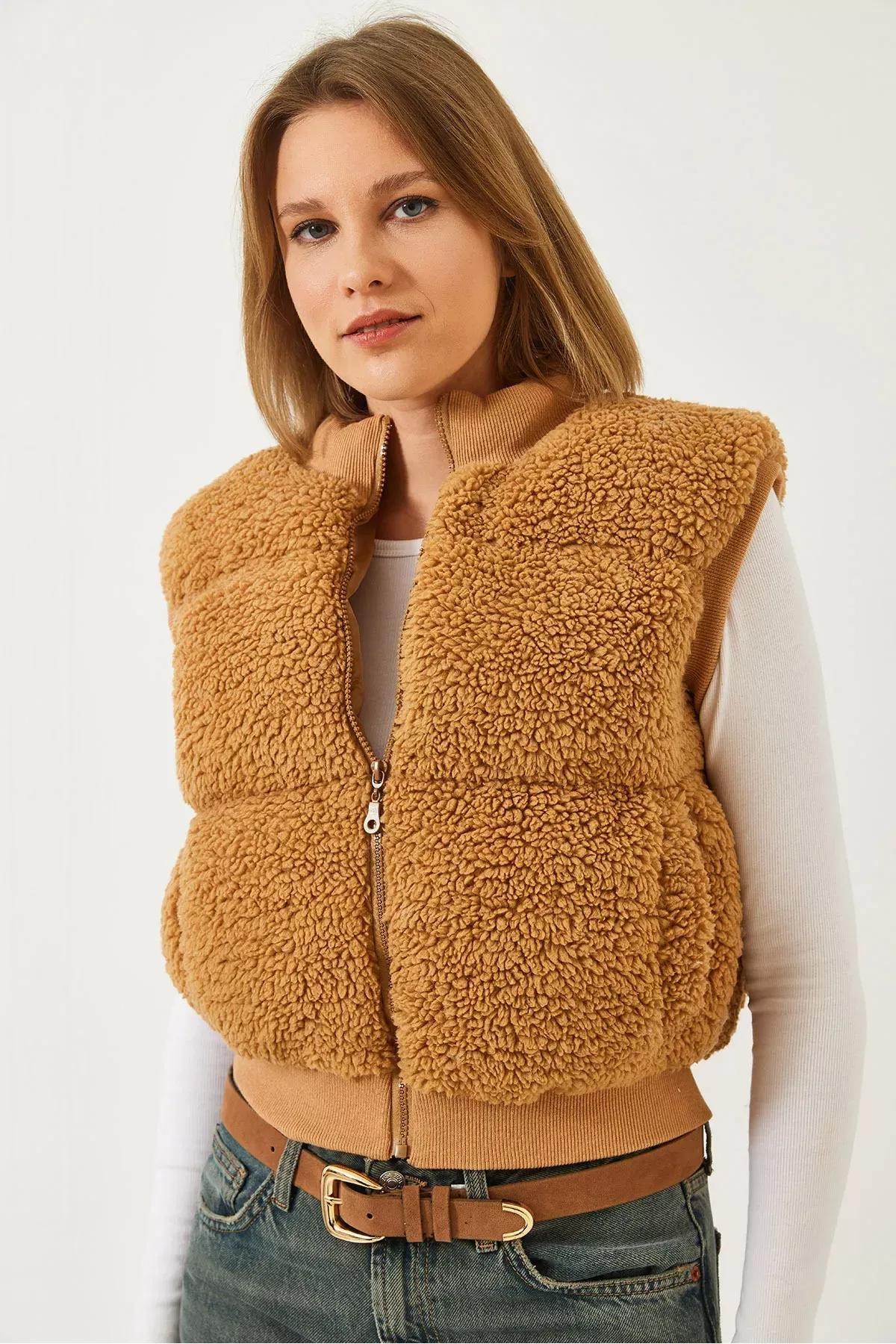 Brown Zippered Teddy Vest, CAMEL, large image number 4