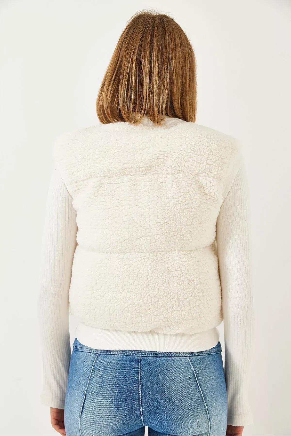 Womens Ribbed Pocket Detailed Zippered Teddy Vest 939125 60261183, Ecru, large image number 5