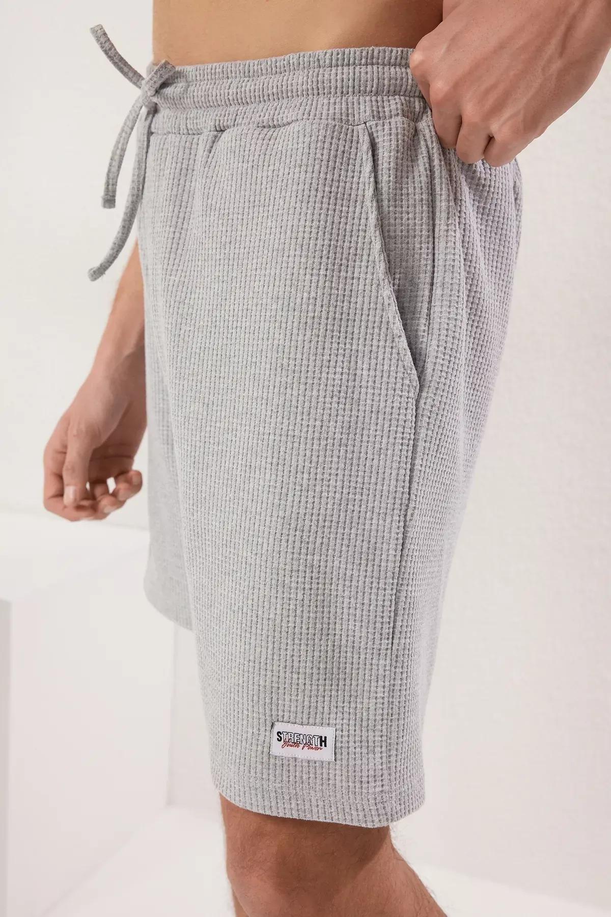 Grey Regular Fit Label Detail Pajama Set, Grey, large image number 2