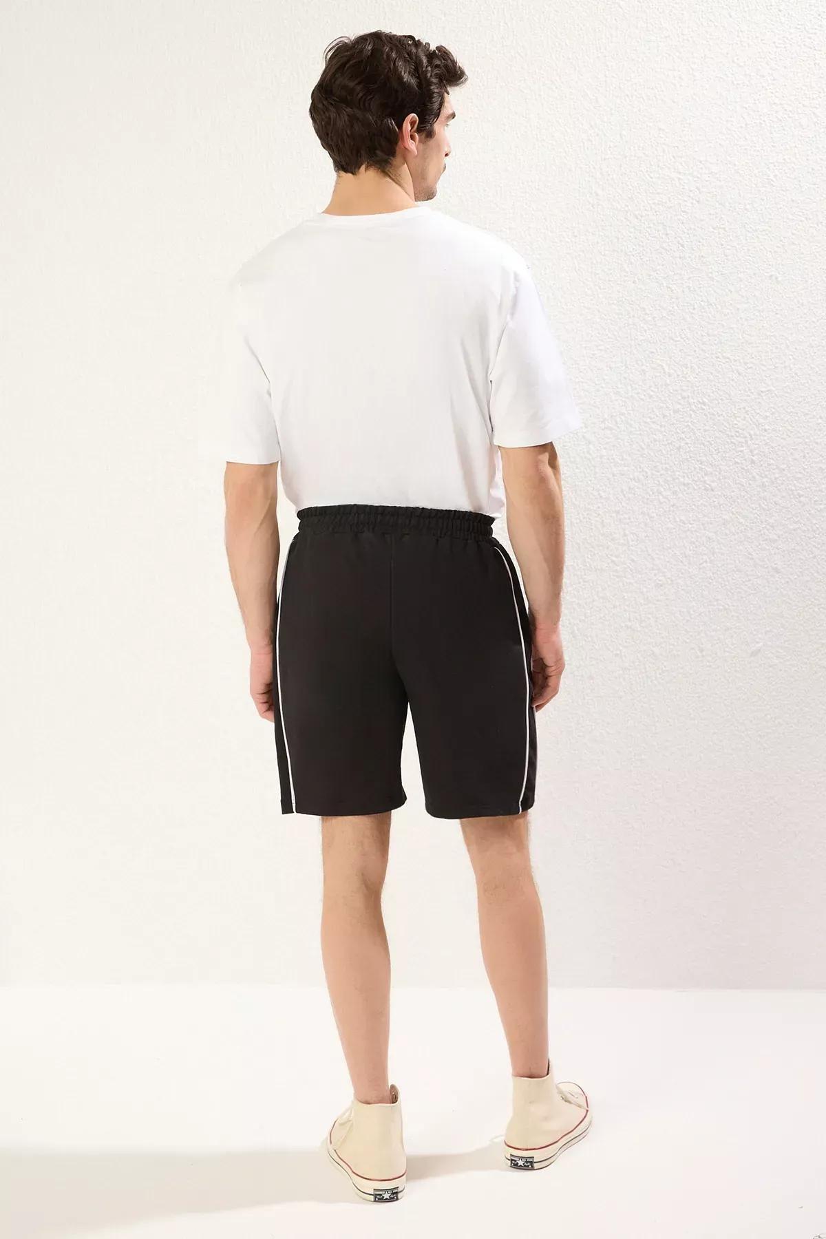 Black Regular Cut Piping Shorts, BLACK, large image number 4