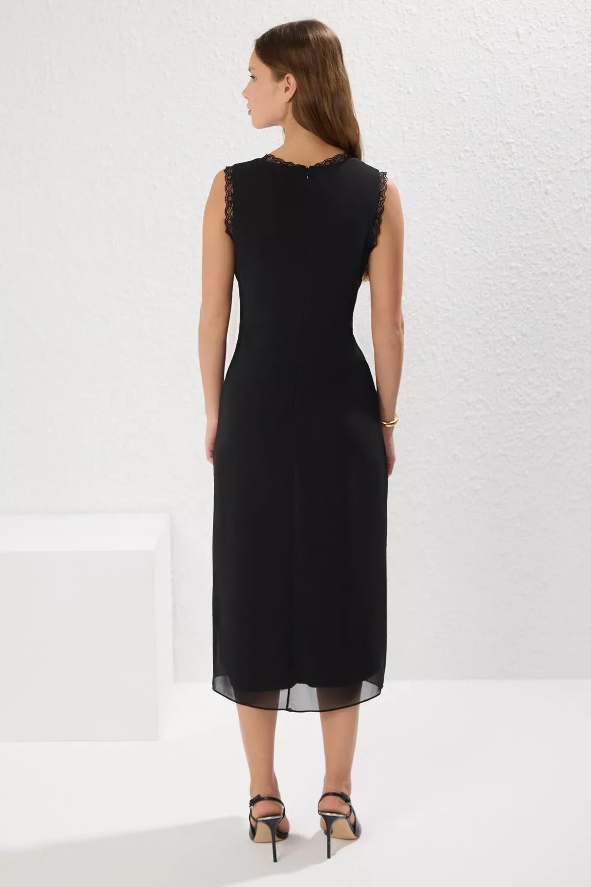 Black Straight Cut Lace Midi Dress, , large image number 3