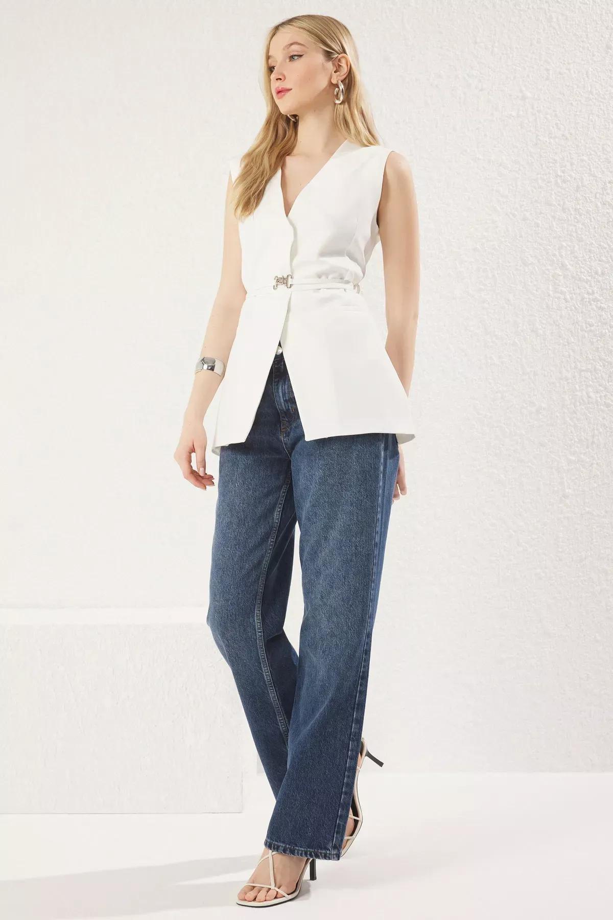 White Belt Detailed V-Neck Woven Vest, , large image number 1