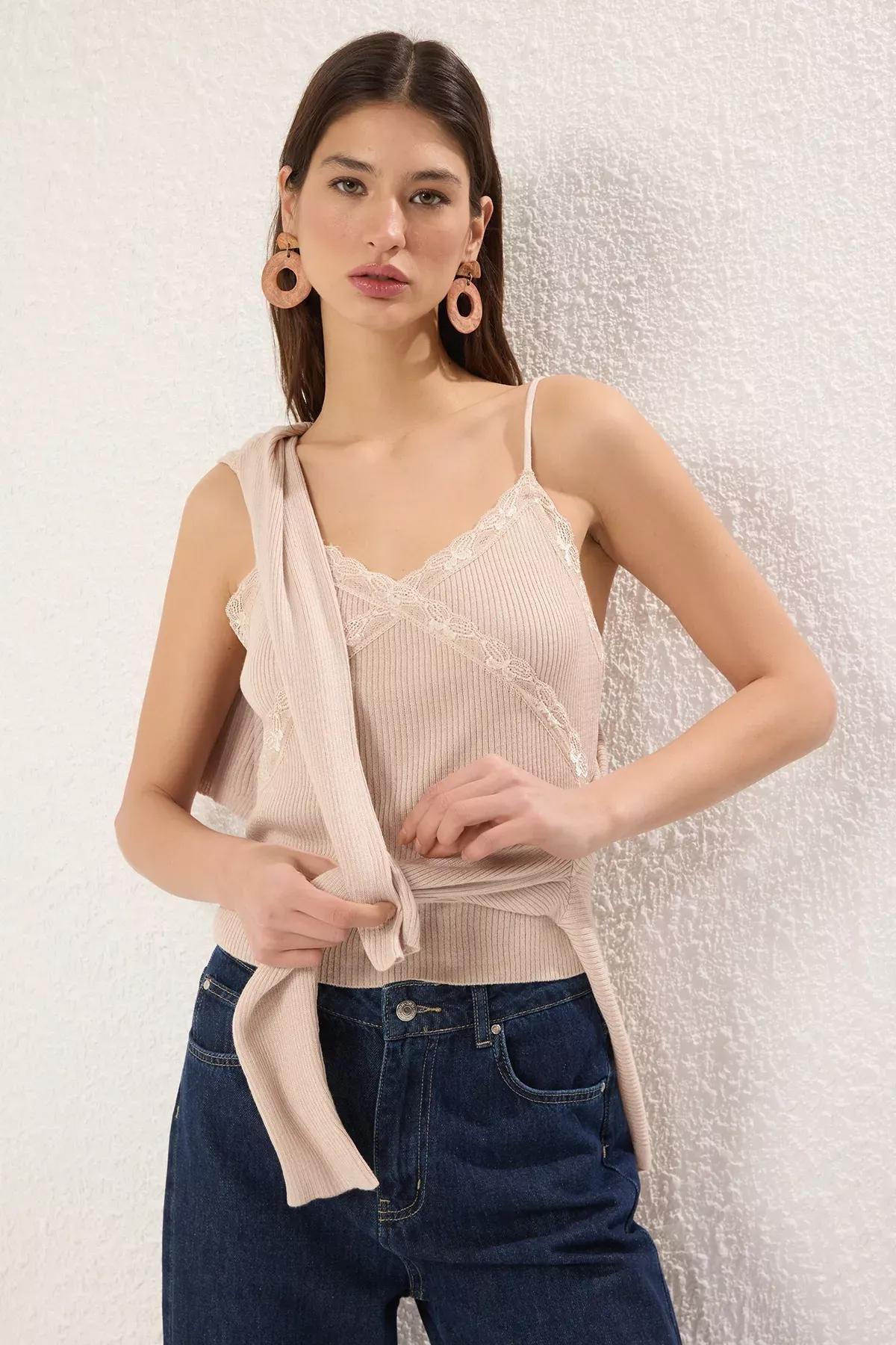 Beige Collar Lace Knit Cardigan, , large image number 1