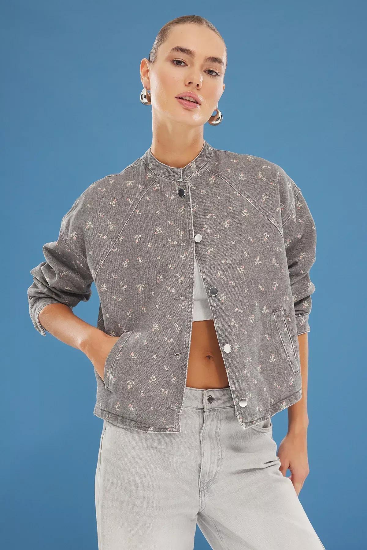 Grey  Floral Oversize Denim Jacket, C101_1653, large image number 0