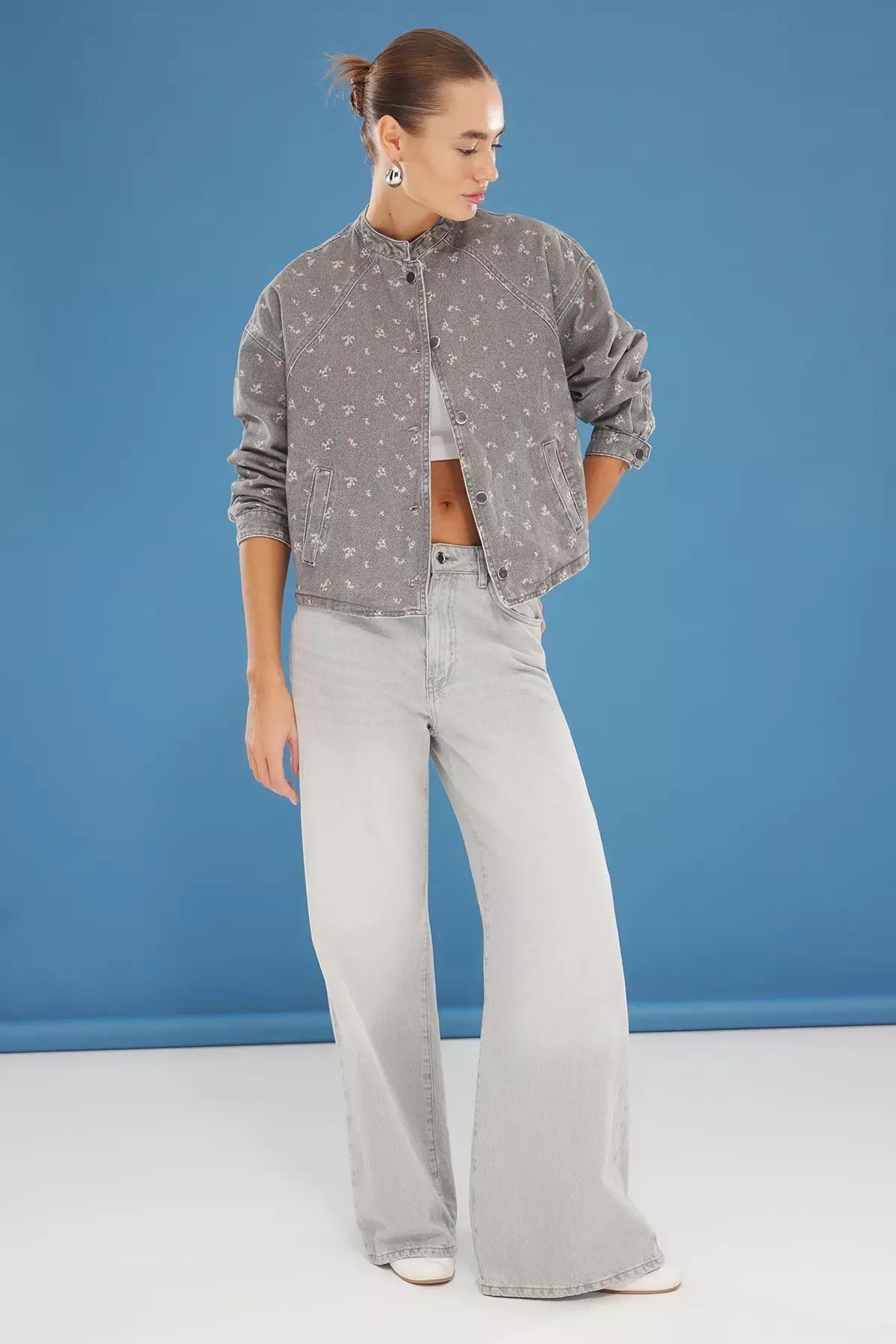 Grey  Floral Oversize Denim Jacket, C101_1653, large image number 1
