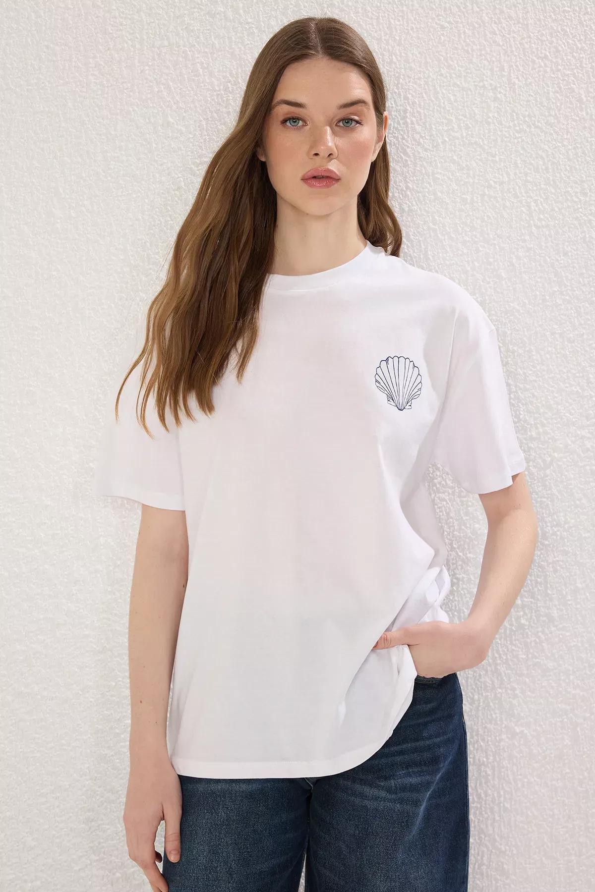 White Back Printed Oversize T-Shirt, White, large image number 0