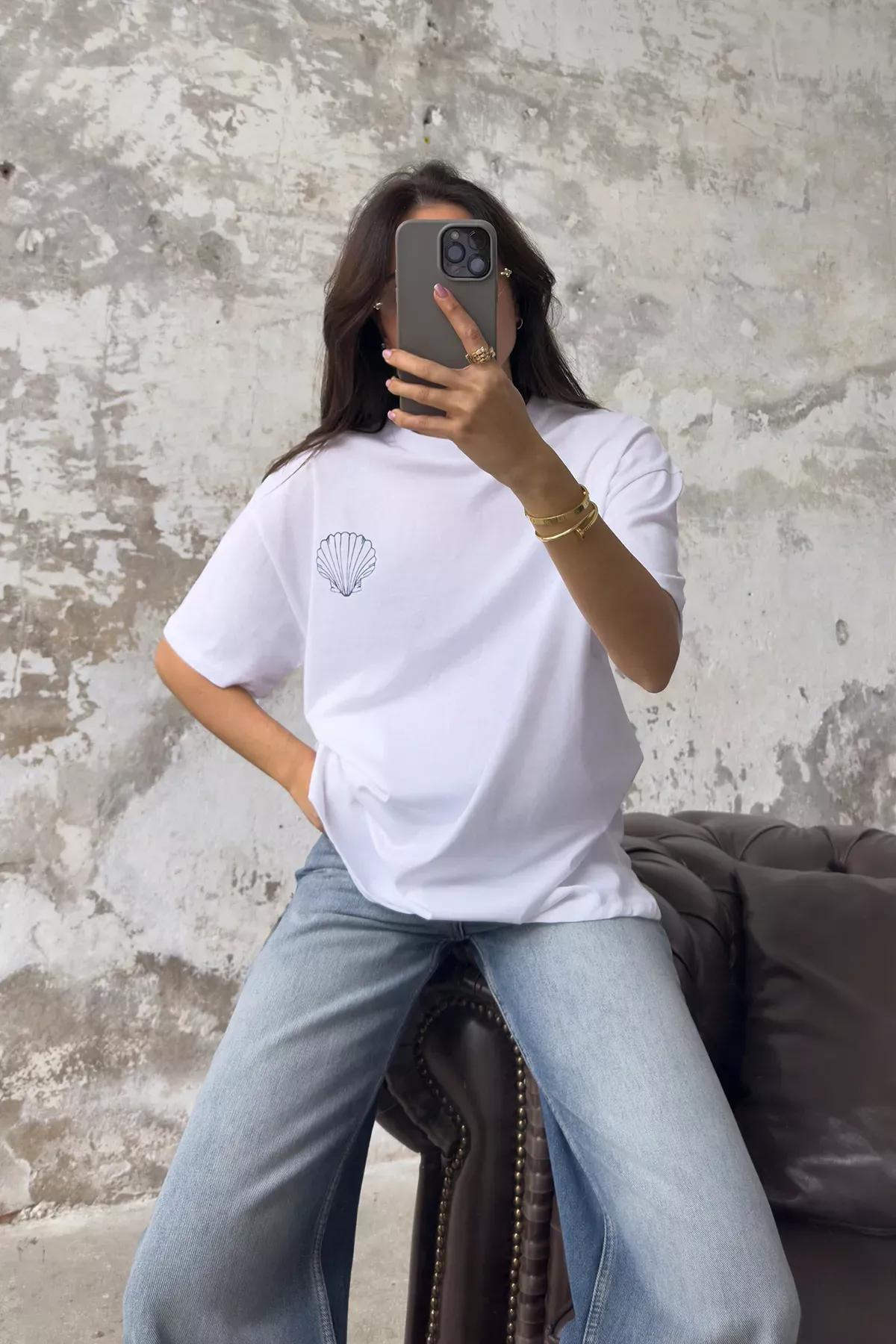 White Back Printed Oversize T-Shirt, White, large image number 1