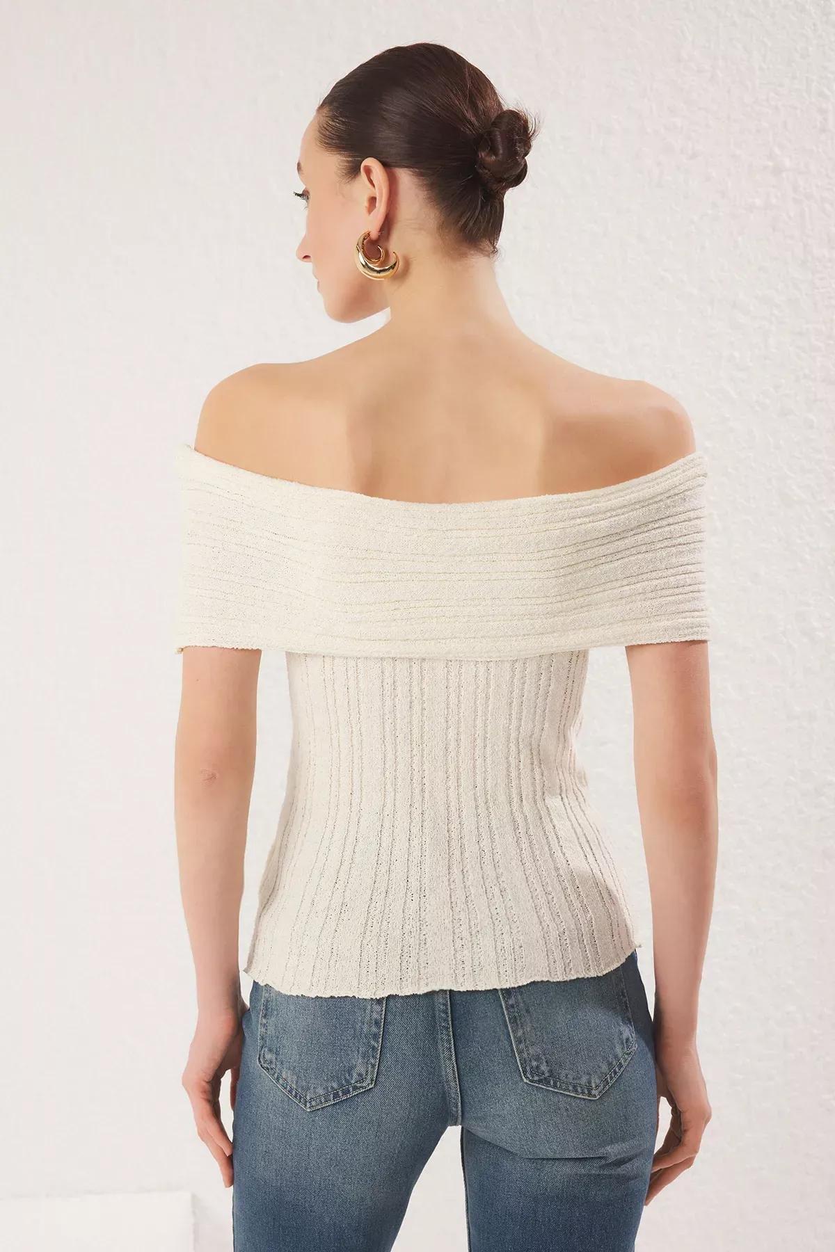White Textured Knit Blouse, Bone, large image number 4