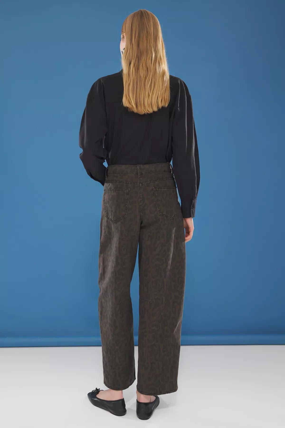 Brown Leopard Barrel Jeans, , large image number 4