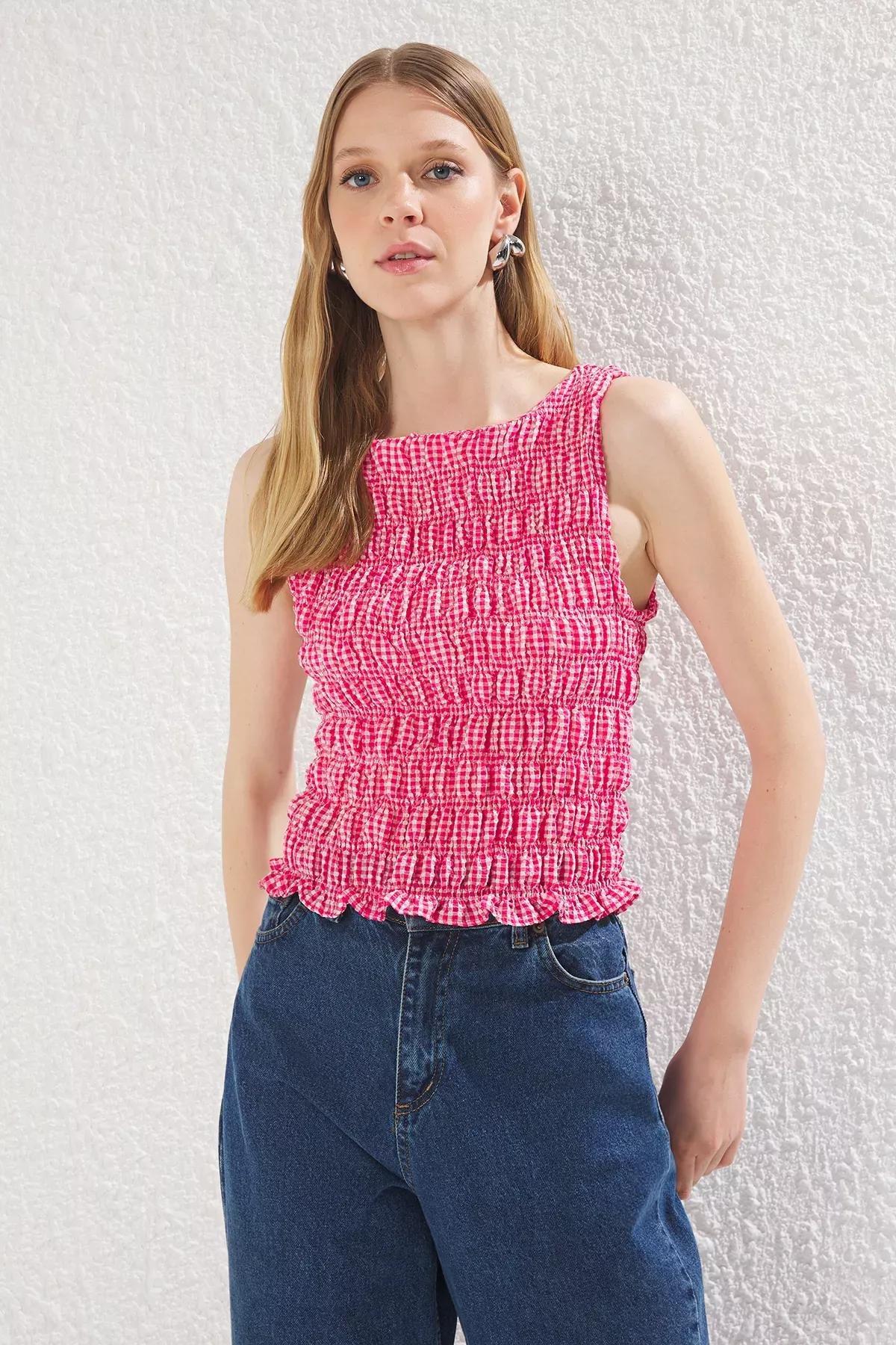Pink Fitted Boat Neck Gingham Blouse, , large image number 0