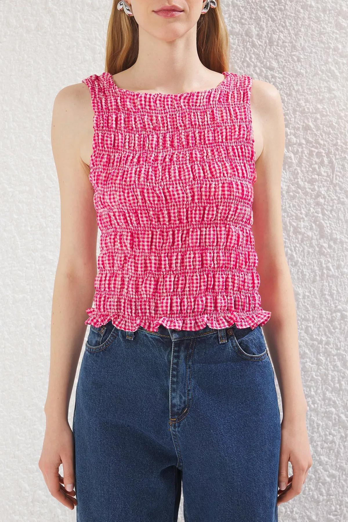 Pink Fitted Boat Neck Gingham Blouse, , large image number 2