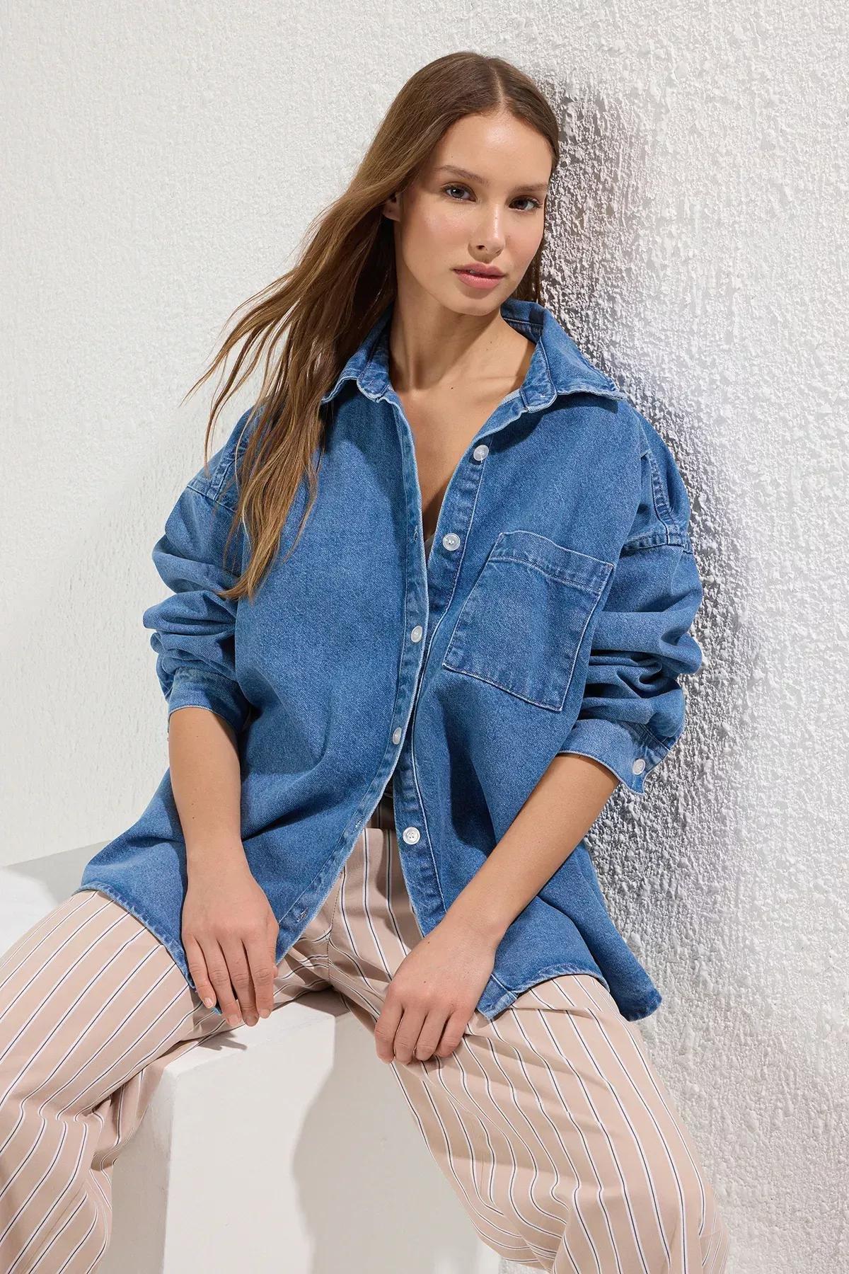 Blue Oversized Denim Shirt, Blue, large image number 1