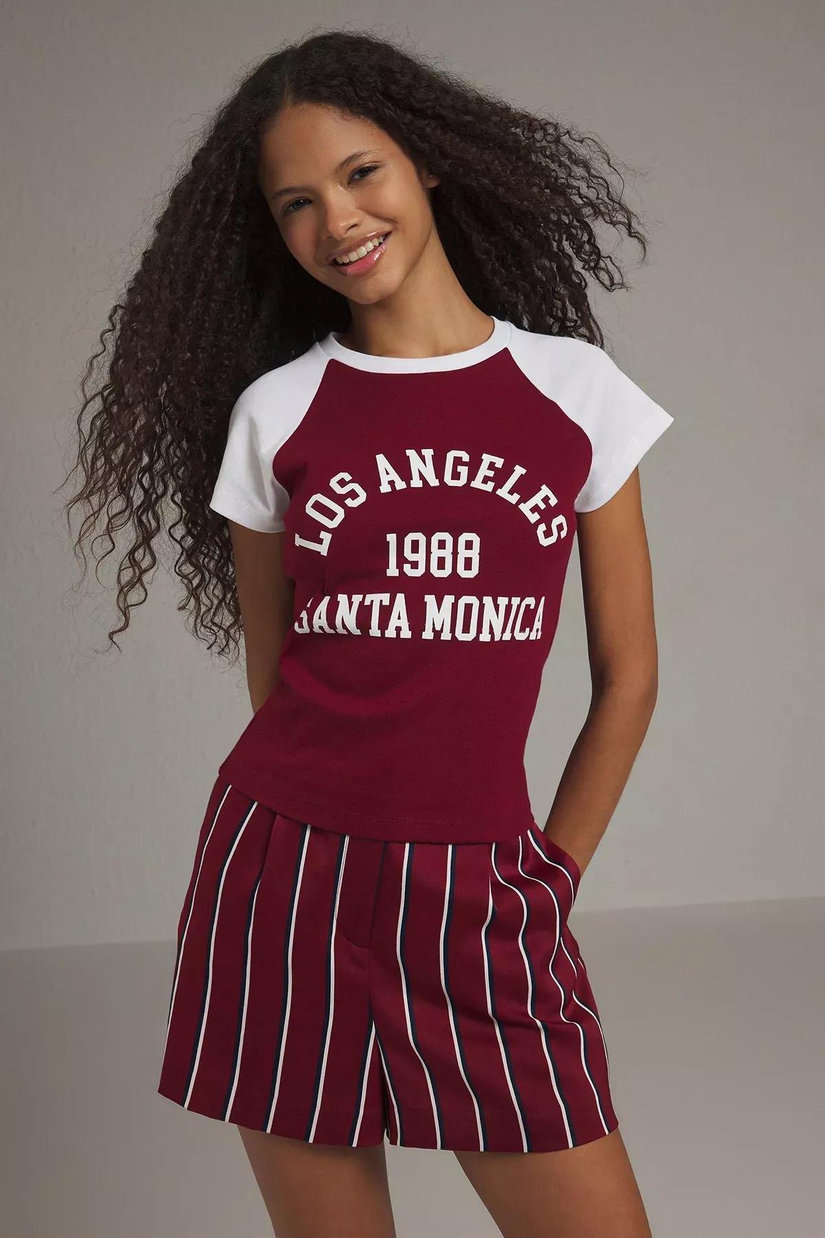 Red Slogan Fitted T-Shirt, , large image number 0