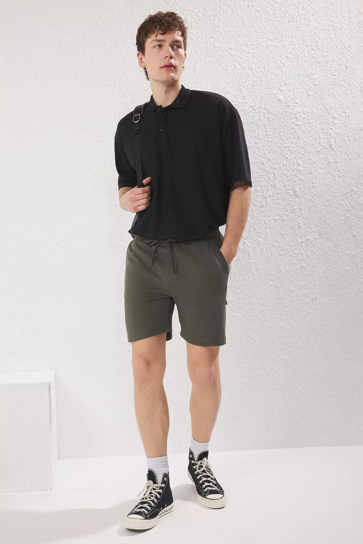 Green Stitched Bermuda Shorts, Khaki, large image number 1