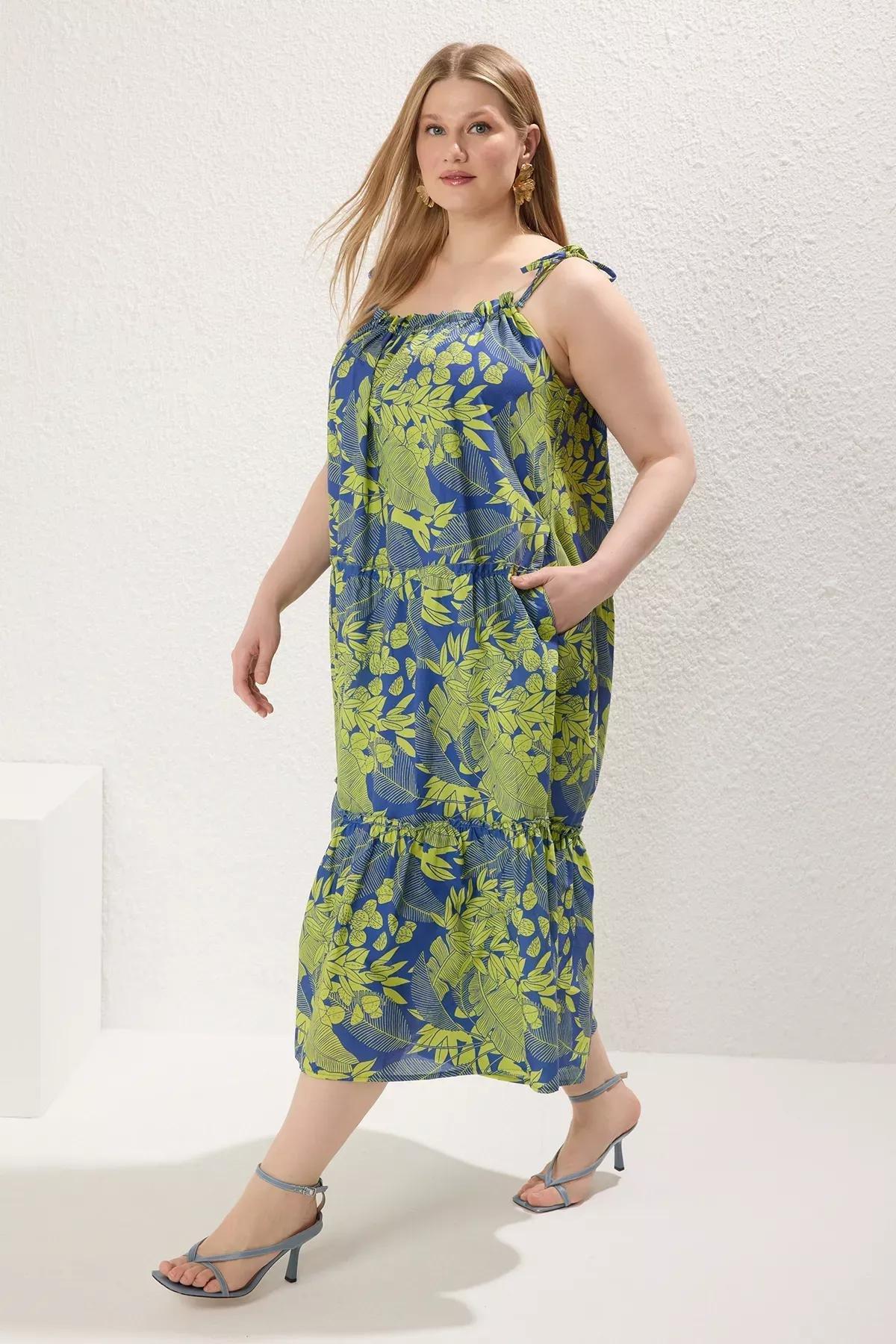 Multicolour Ruffled Woven Plus-Size Dress, Very colorful, large image number 1