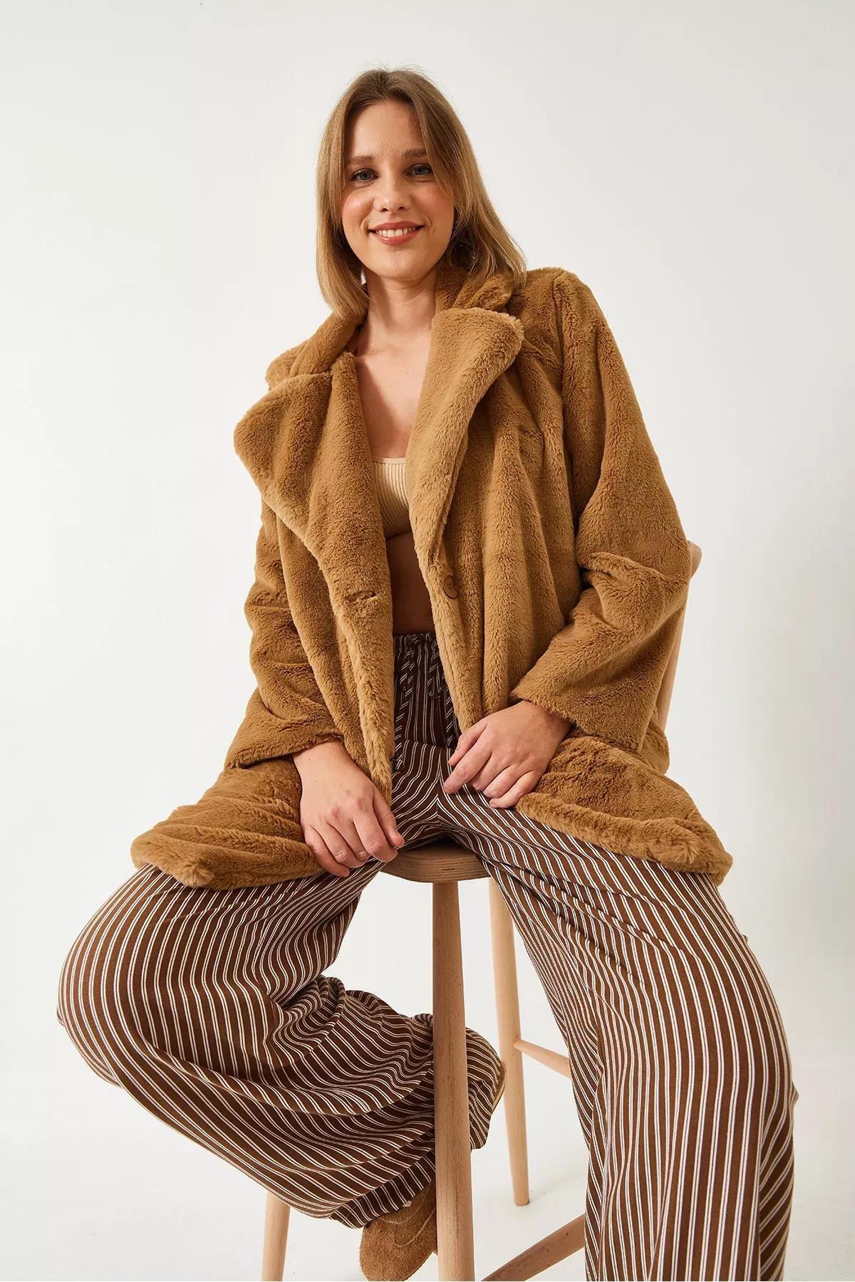 Brown Fur Coat, CAMEL, large image number 3
