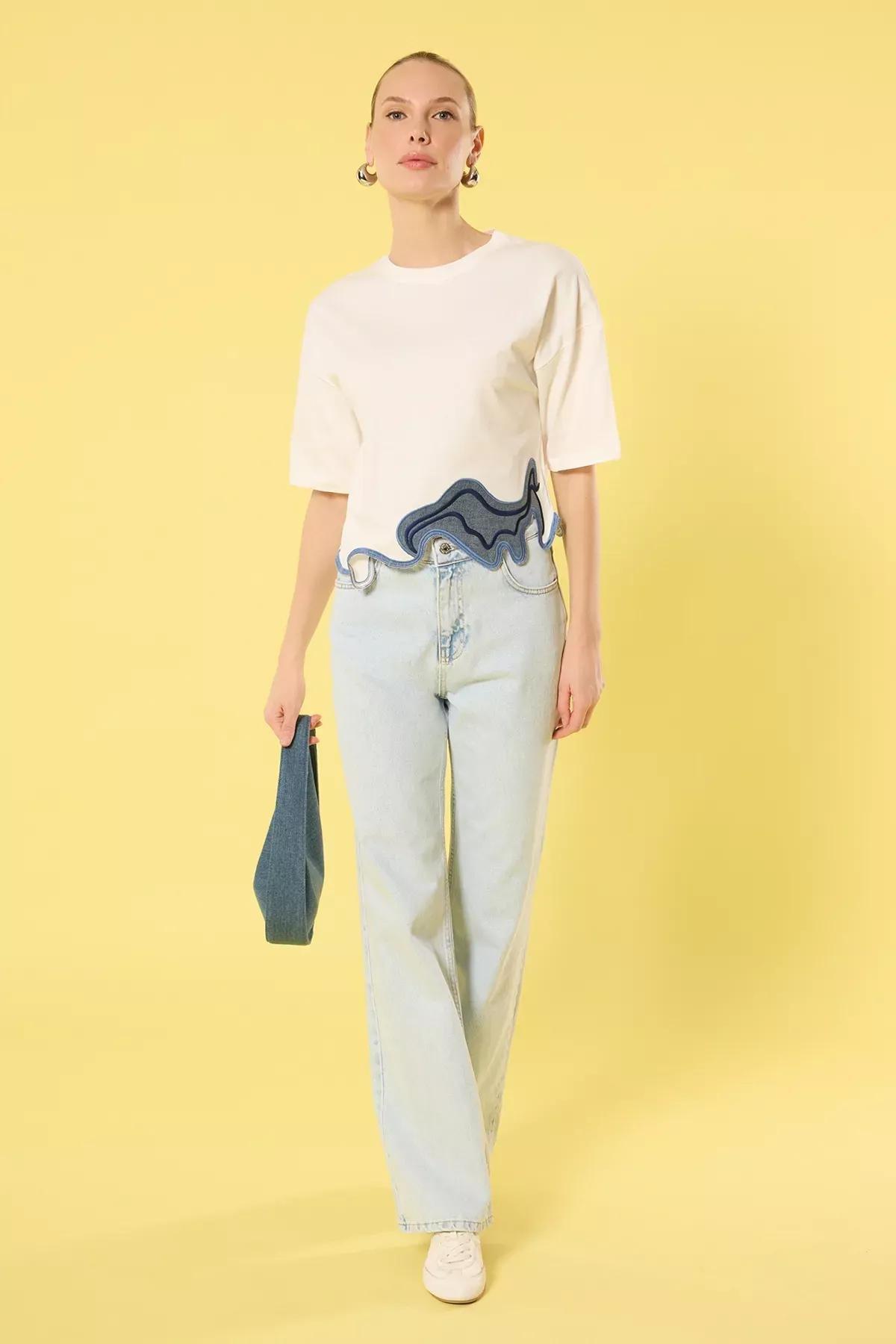 Beige Relaxed Crop Blouse, Ecru, large image number 1