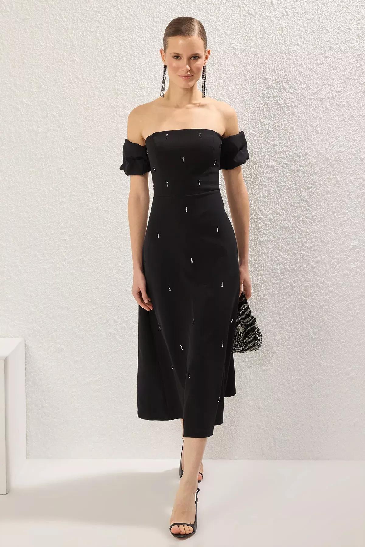 Black Carmen Collar Printed Midi Dress, BLACK, large image number 0