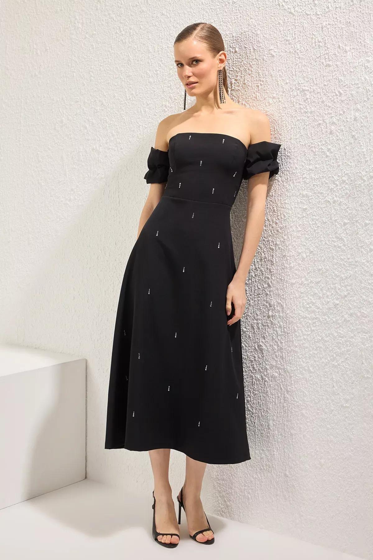 Black Carmen Collar Printed Midi Dress, BLACK, large image number 1