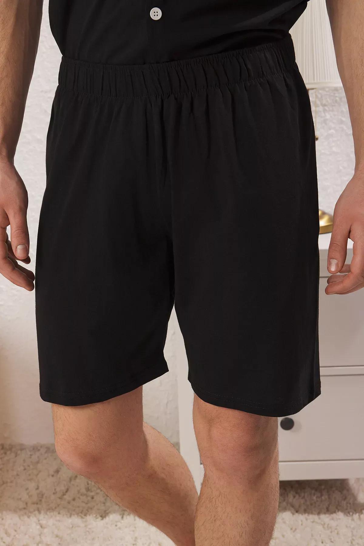 Black Buttoned Piping Pajama Shorts Set, , large image number 2